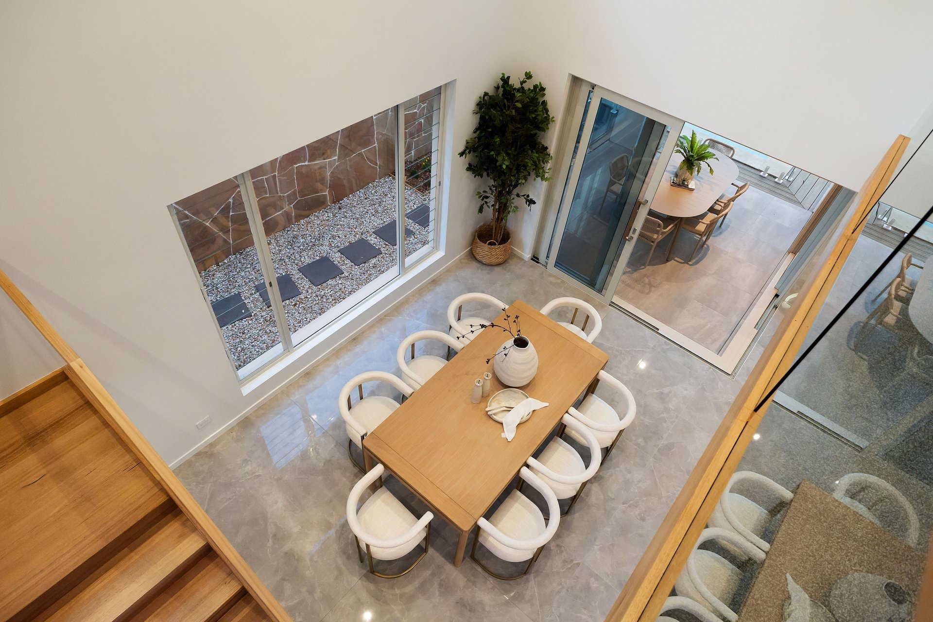 19a Vespa Crescent Surfers Paradise