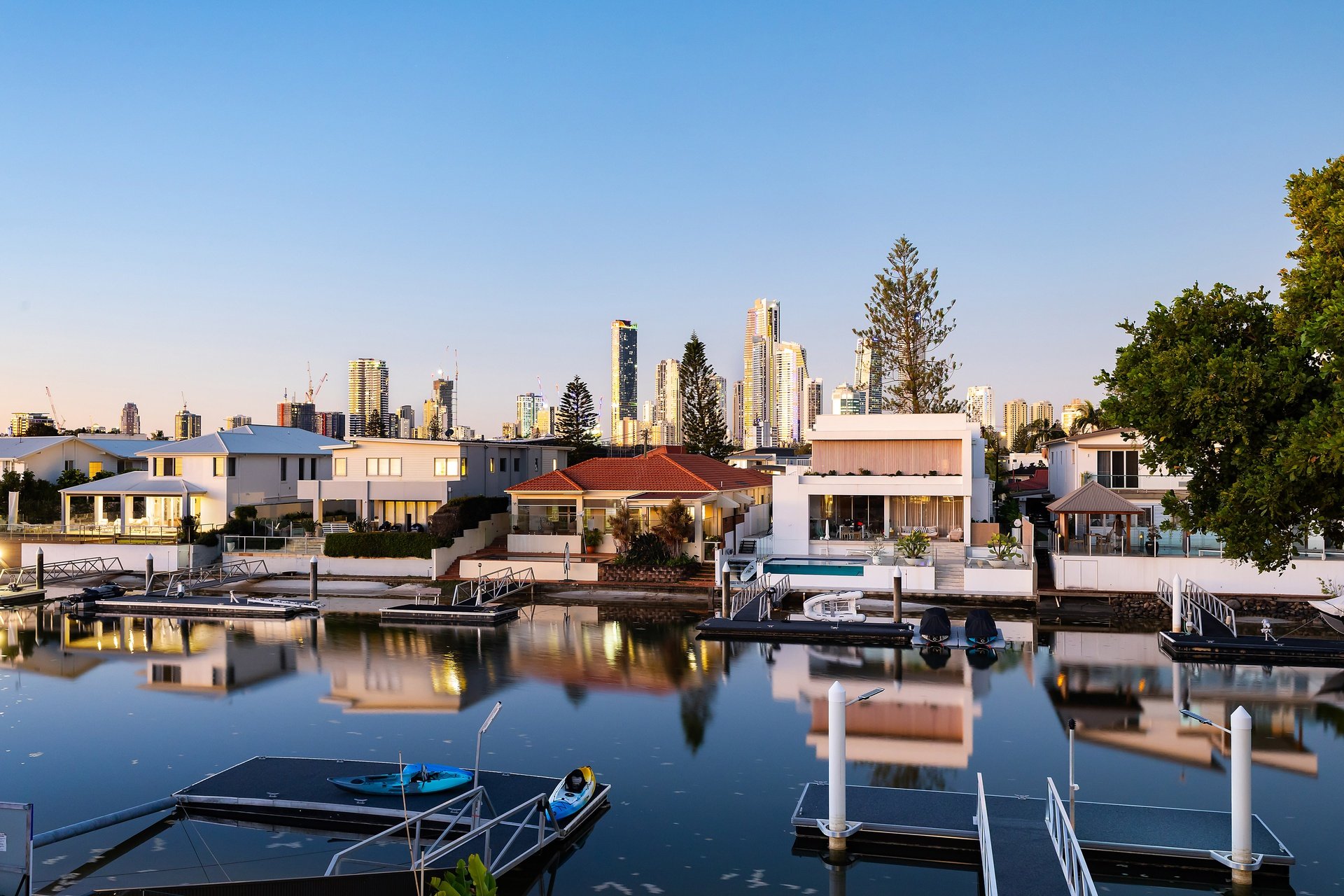 19a Vespa Crescent Surfers Paradise