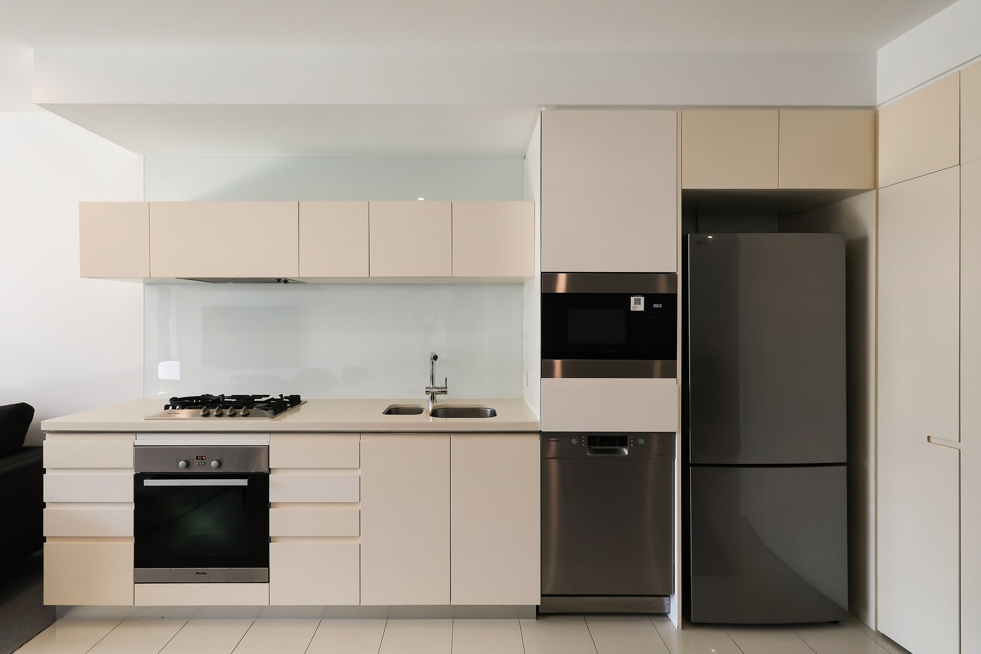 20505/21 Elizabeth Avenue Broadbeach