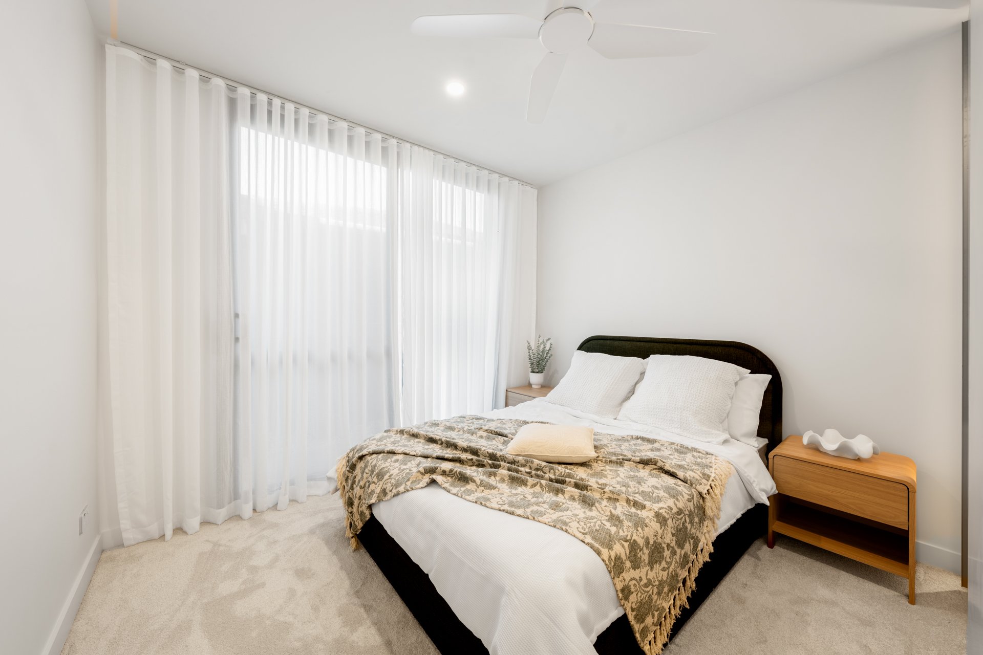 1/5  Esther  Place Surfers Paradise