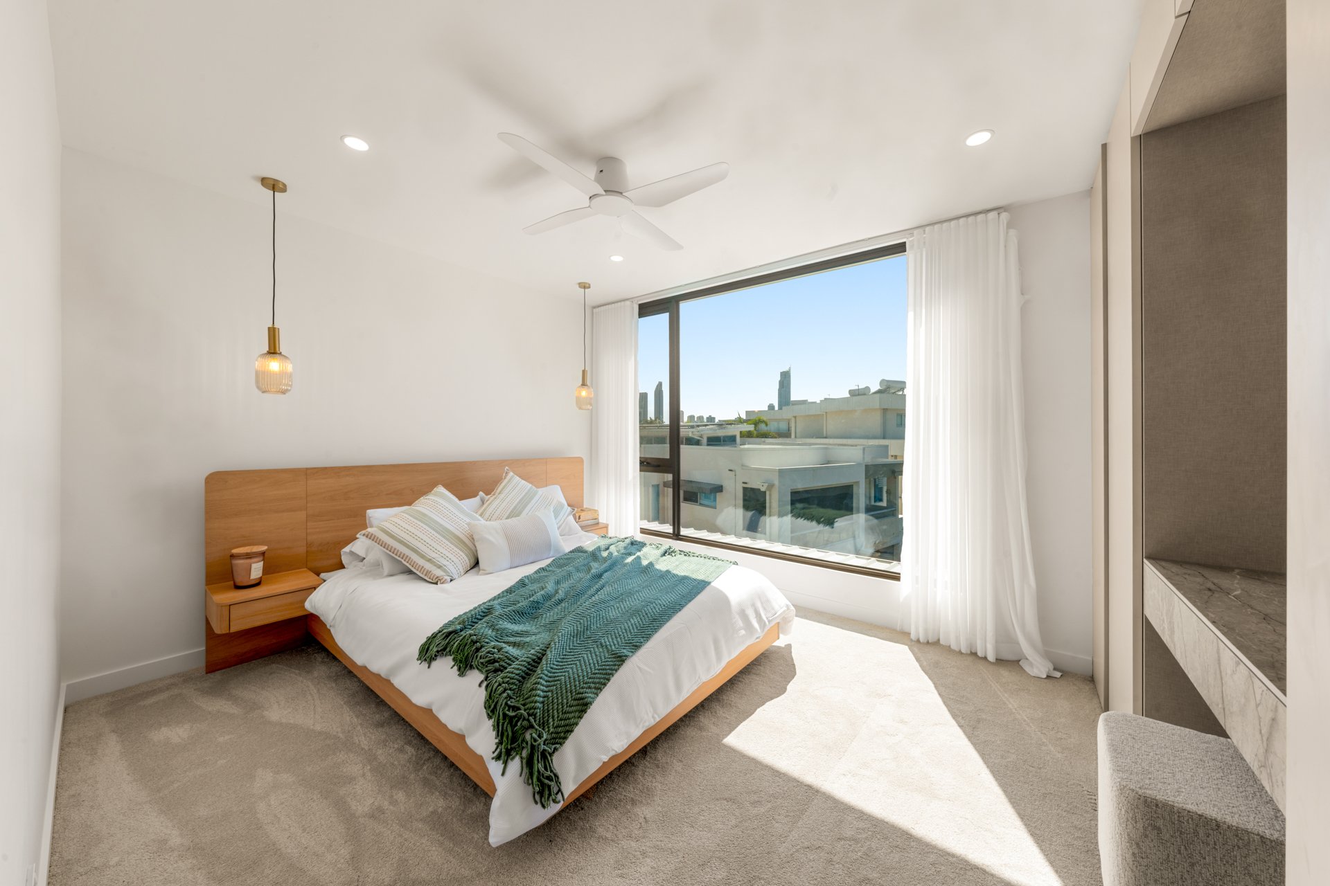 1/5  Esther  Place Surfers Paradise