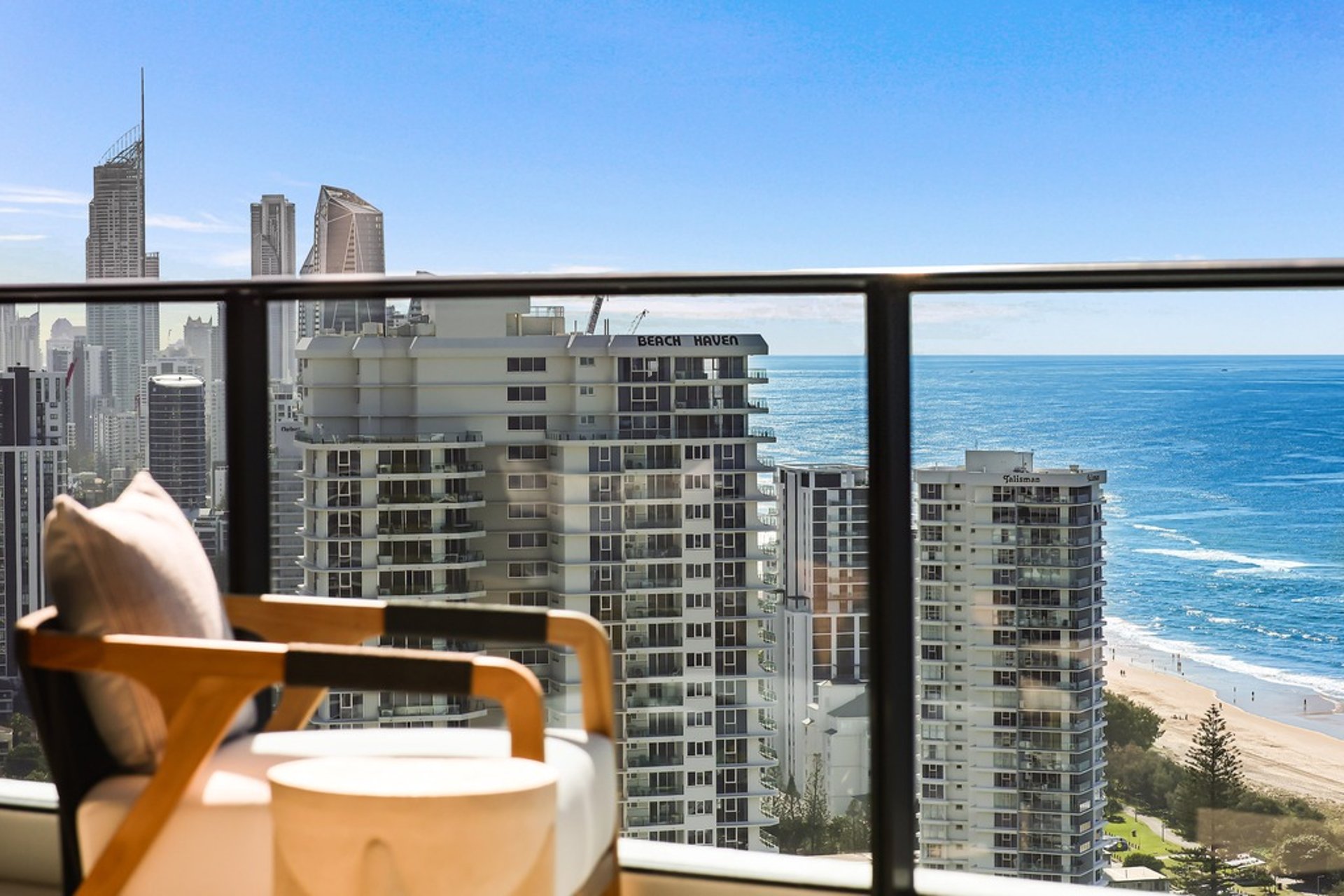 3003/1 Oracle Boulevard Broadbeach