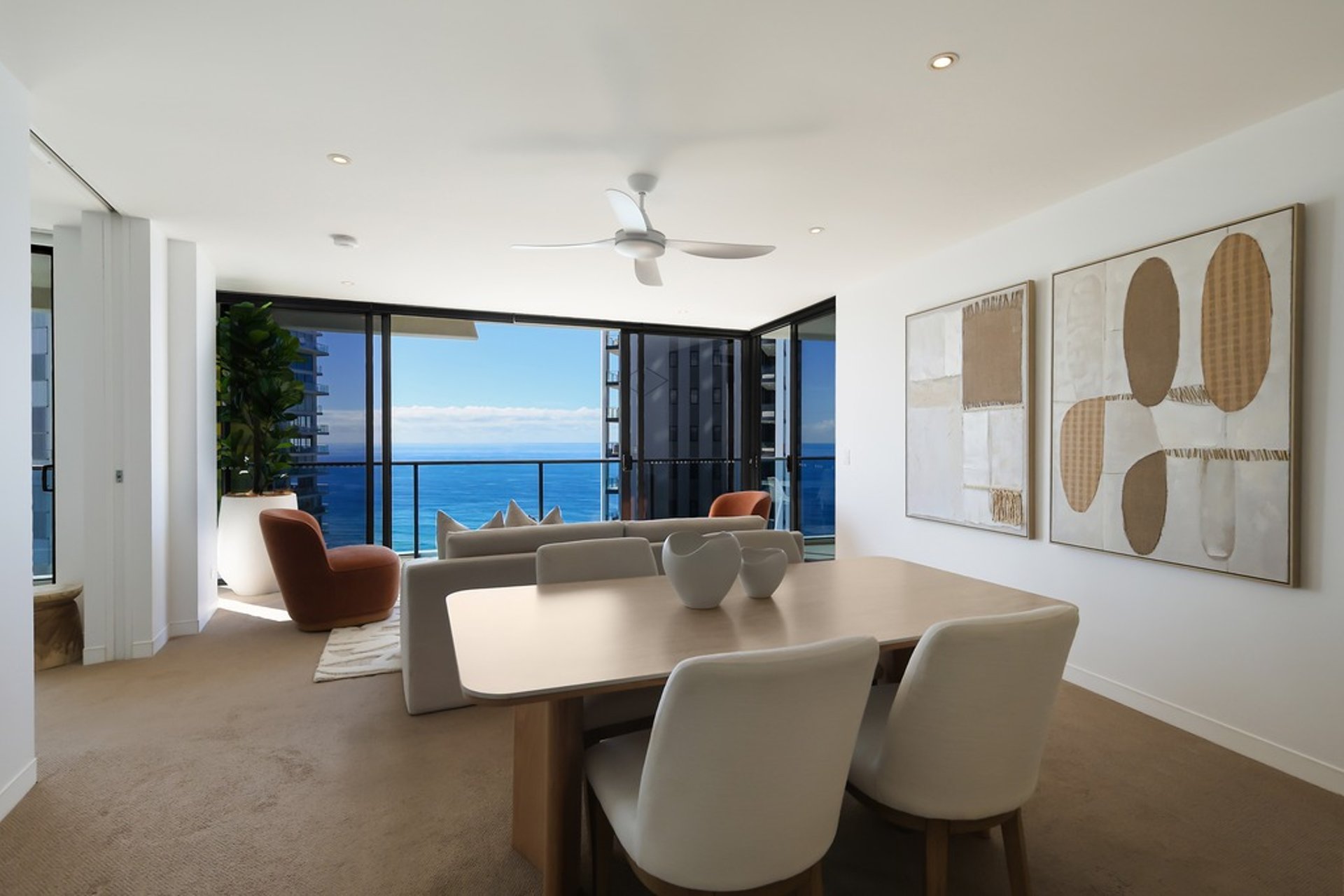 3003/1 Oracle Boulevard Broadbeach