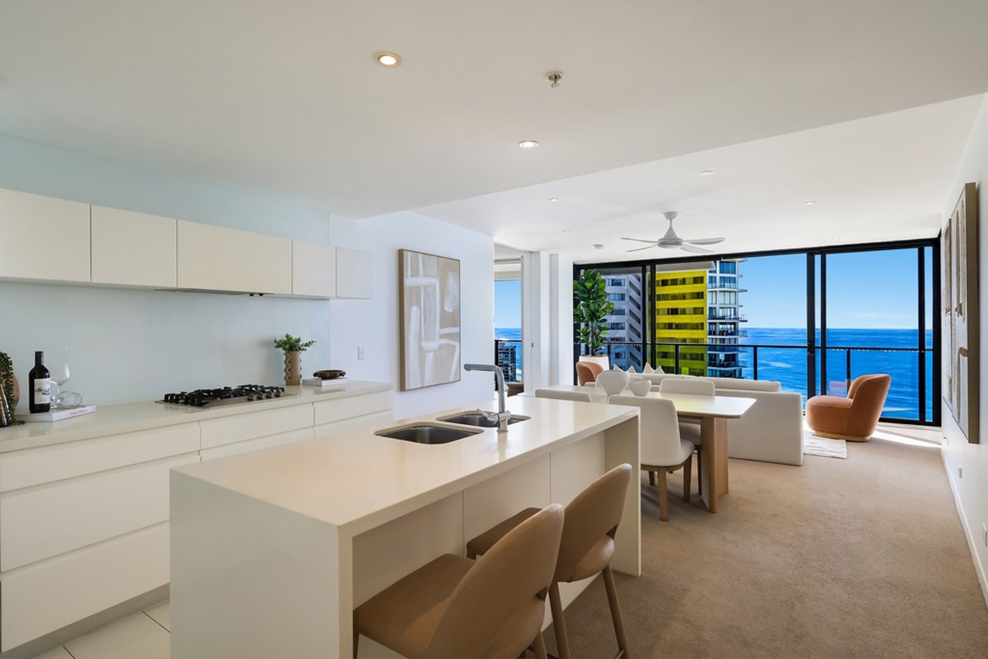 3003/1 Oracle Boulevard Broadbeach