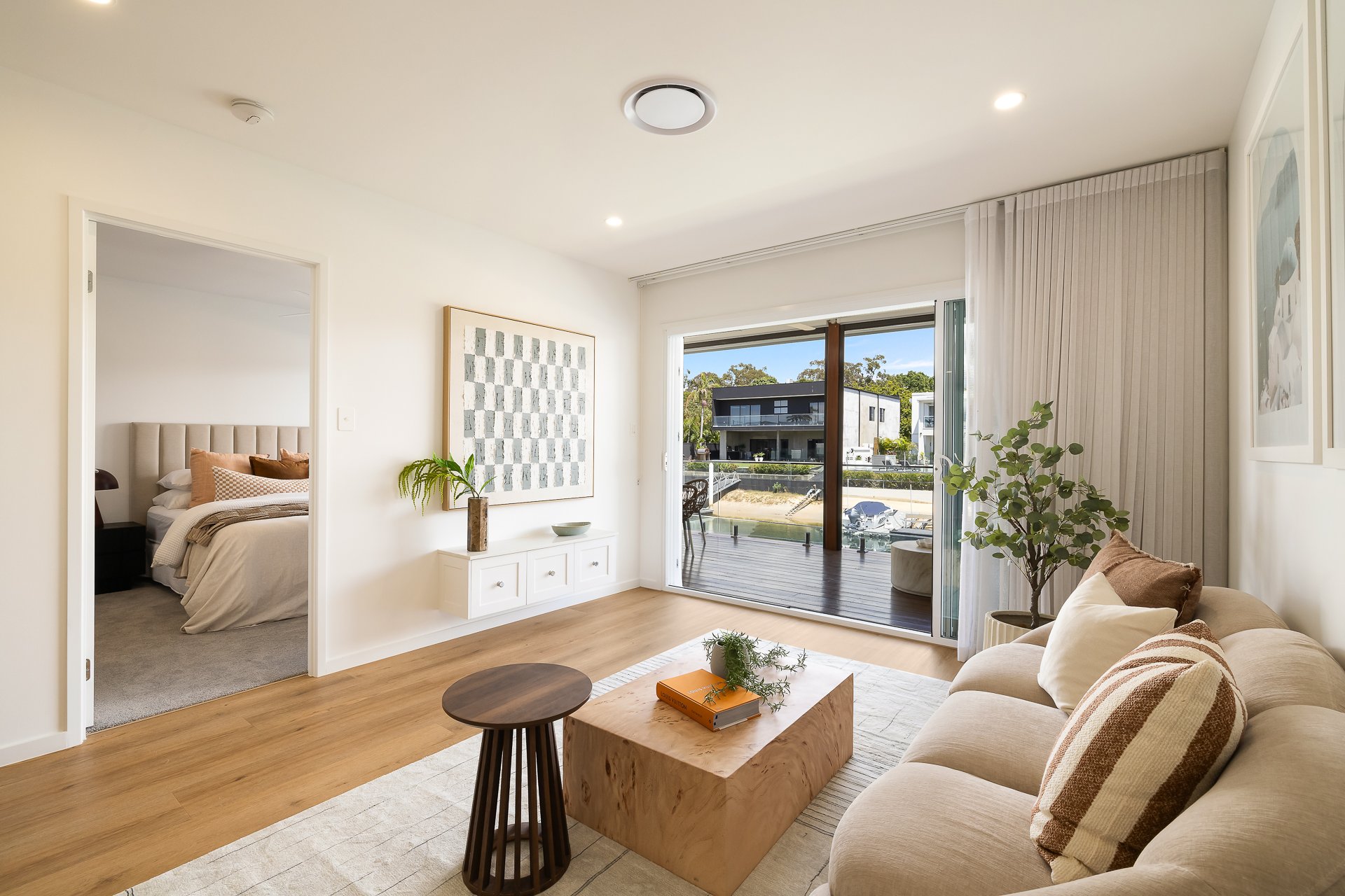 1/17 Key West Broadbeach Waters