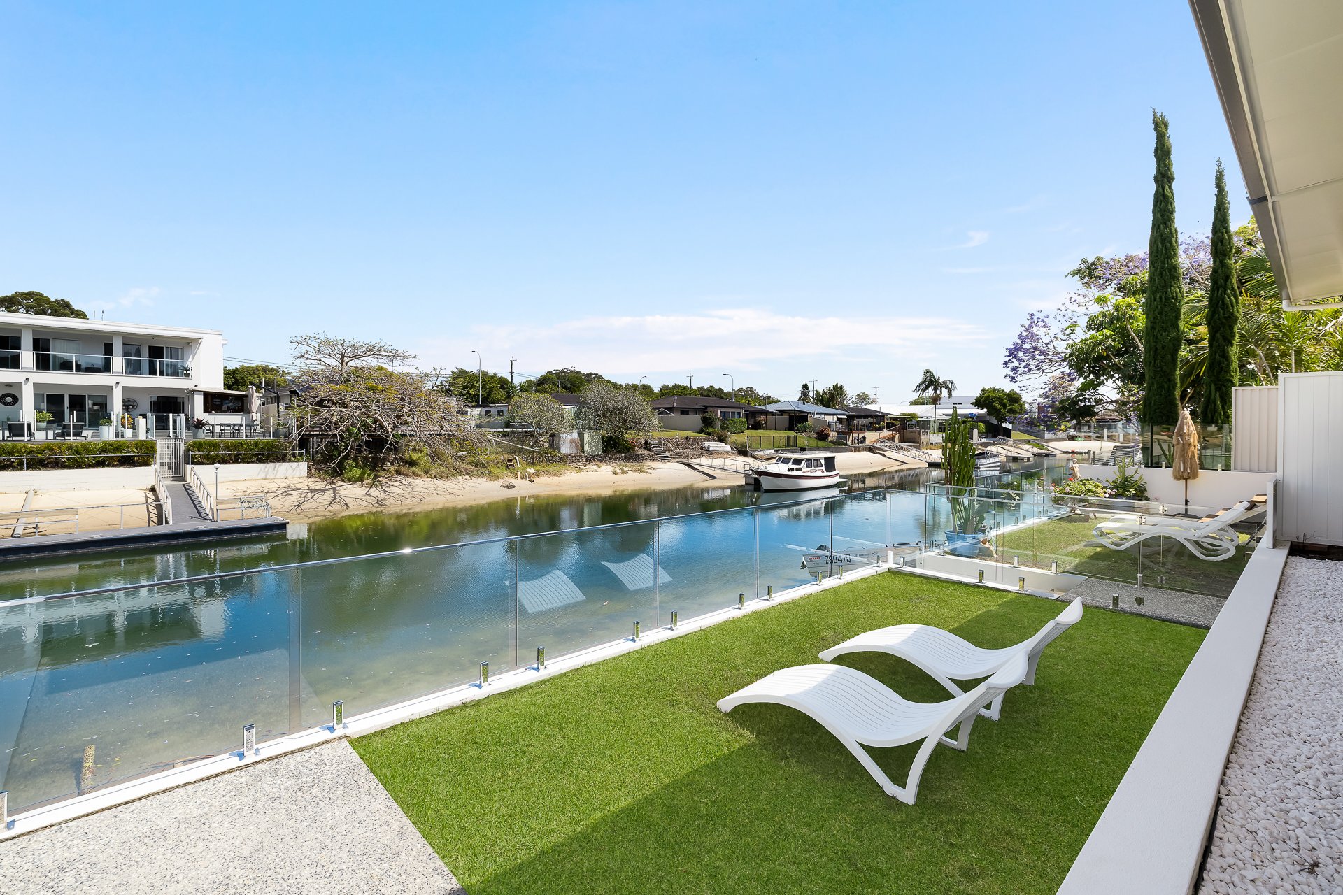 1/17 Key West Broadbeach Waters