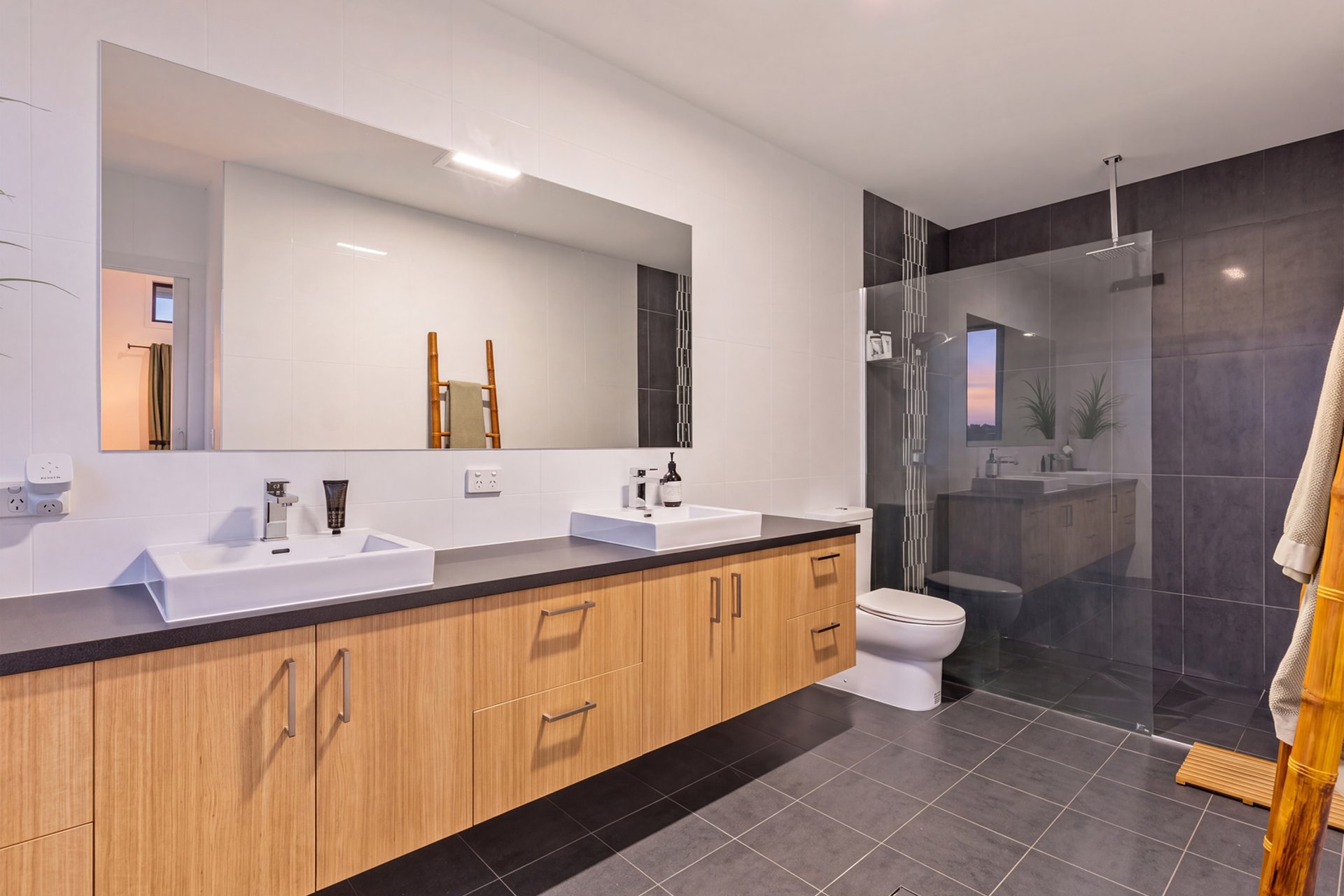 11A Evergreen Court Parkwood