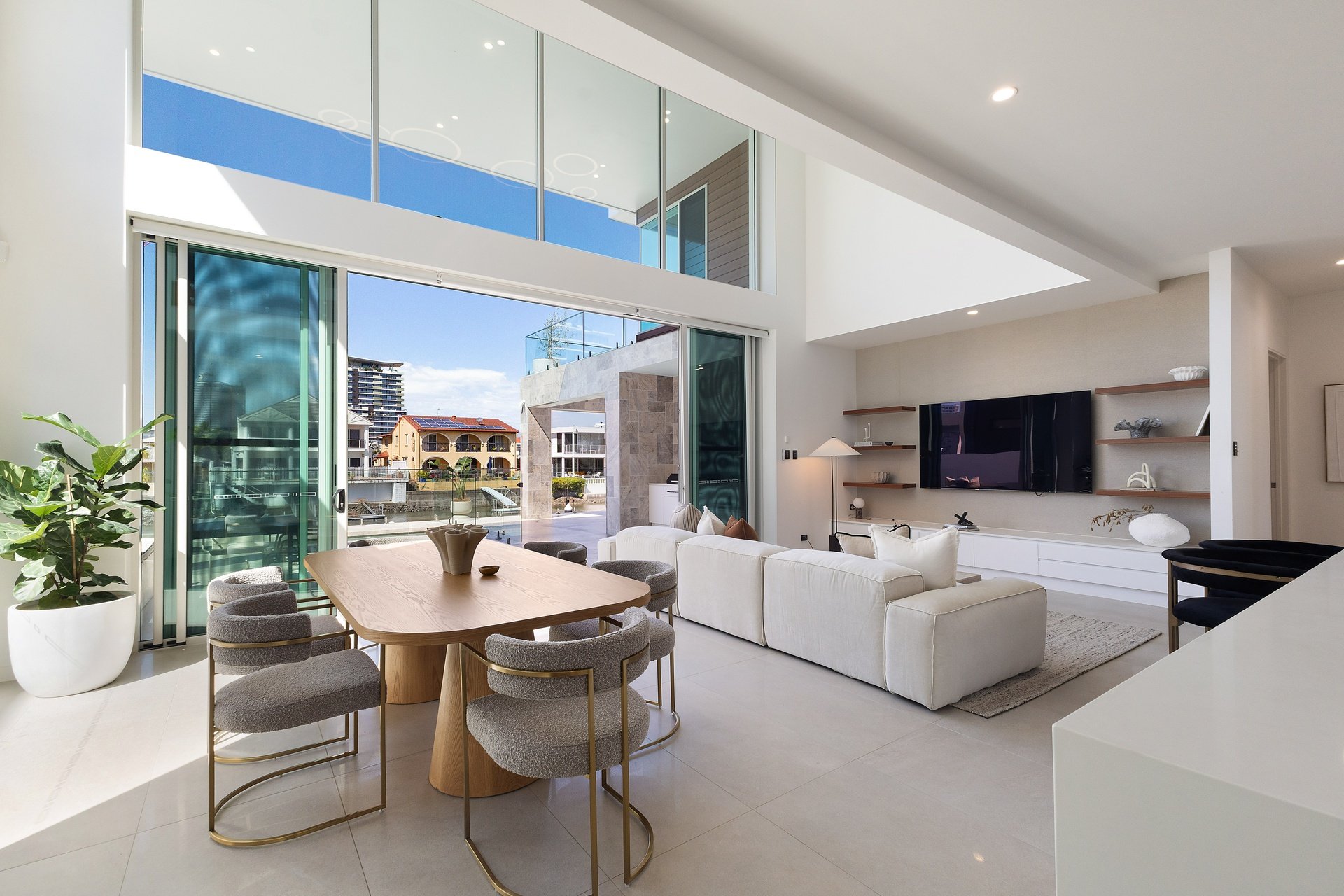 32 Southern Cross Drive Surfers Paradise
