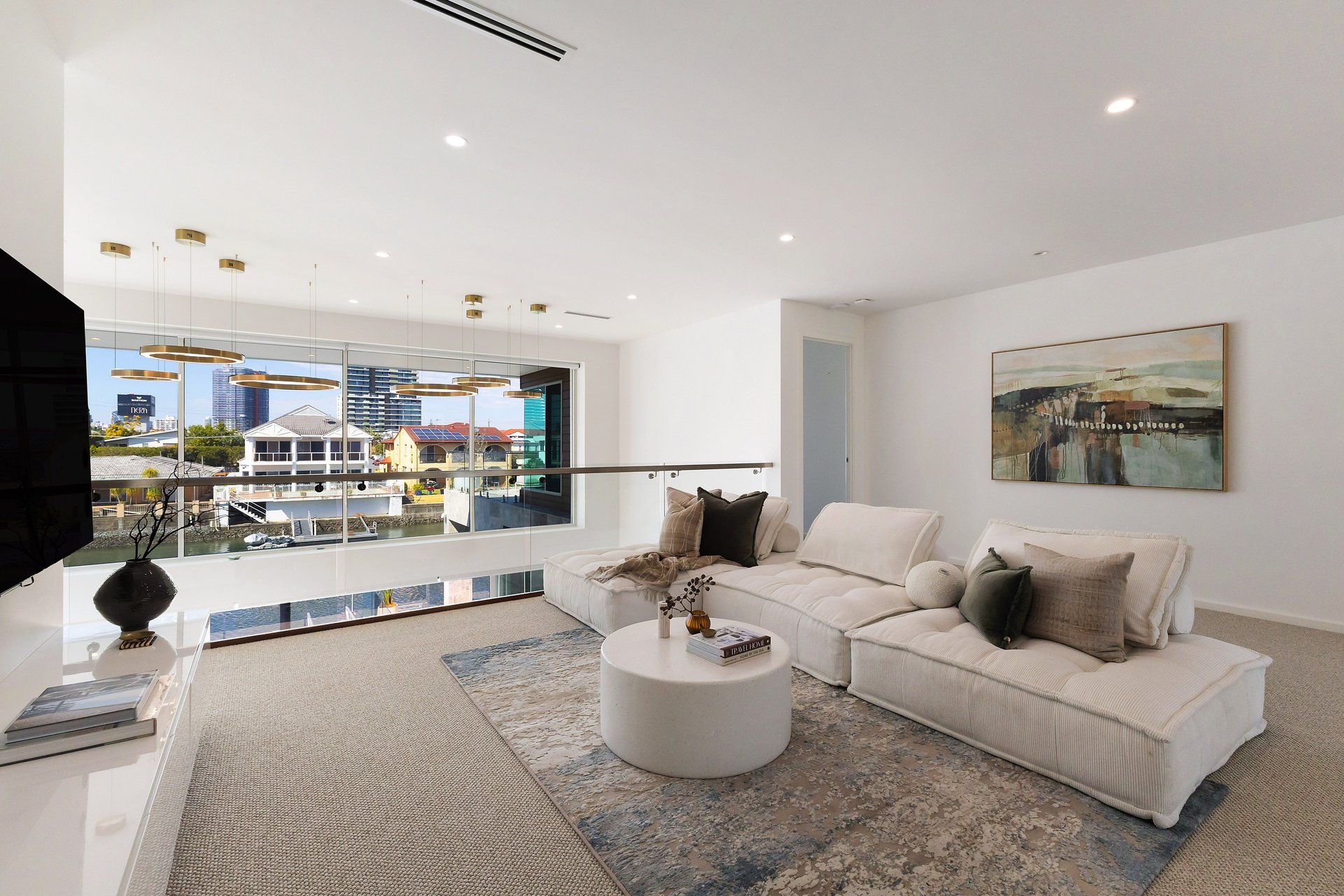 32 Southern Cross Drive Surfers Paradise