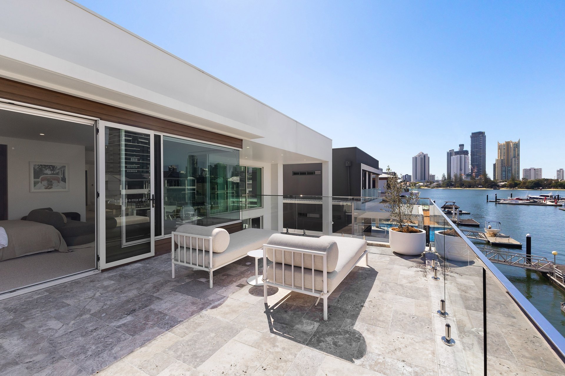 32 Southern Cross Drive Surfers Paradise