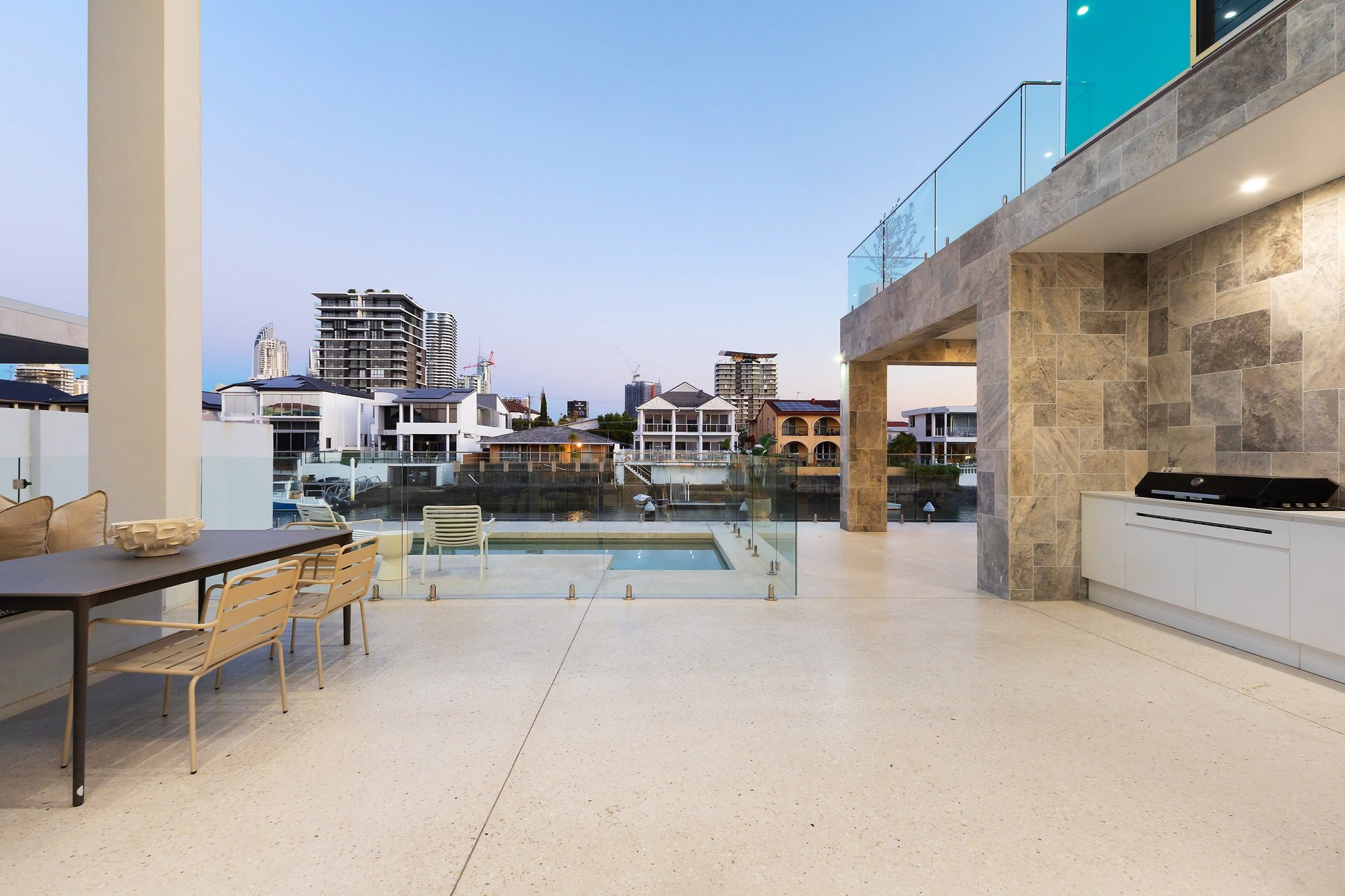 32 Southern Cross Drive Surfers Paradise