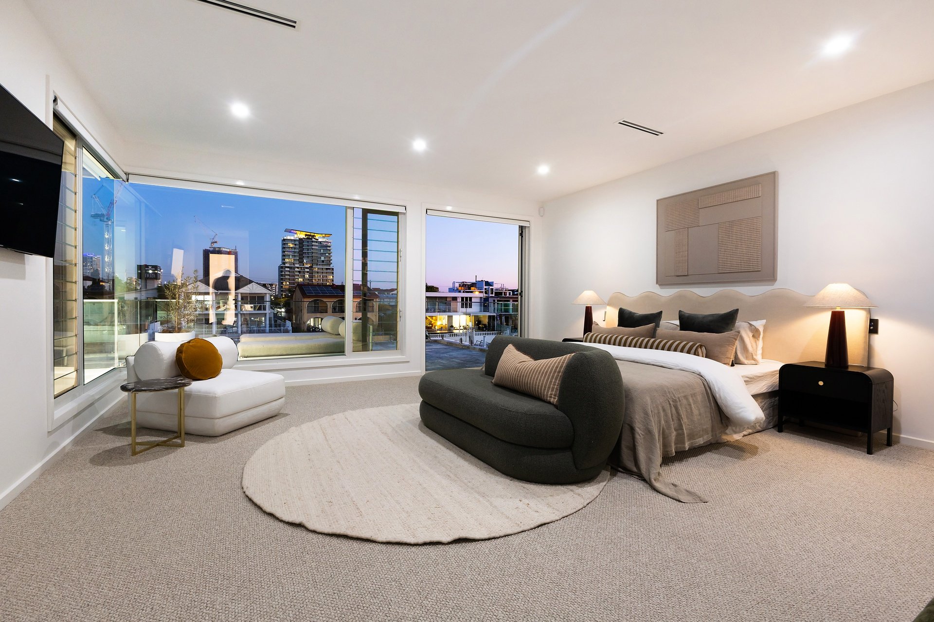 32 Southern Cross Drive Surfers Paradise