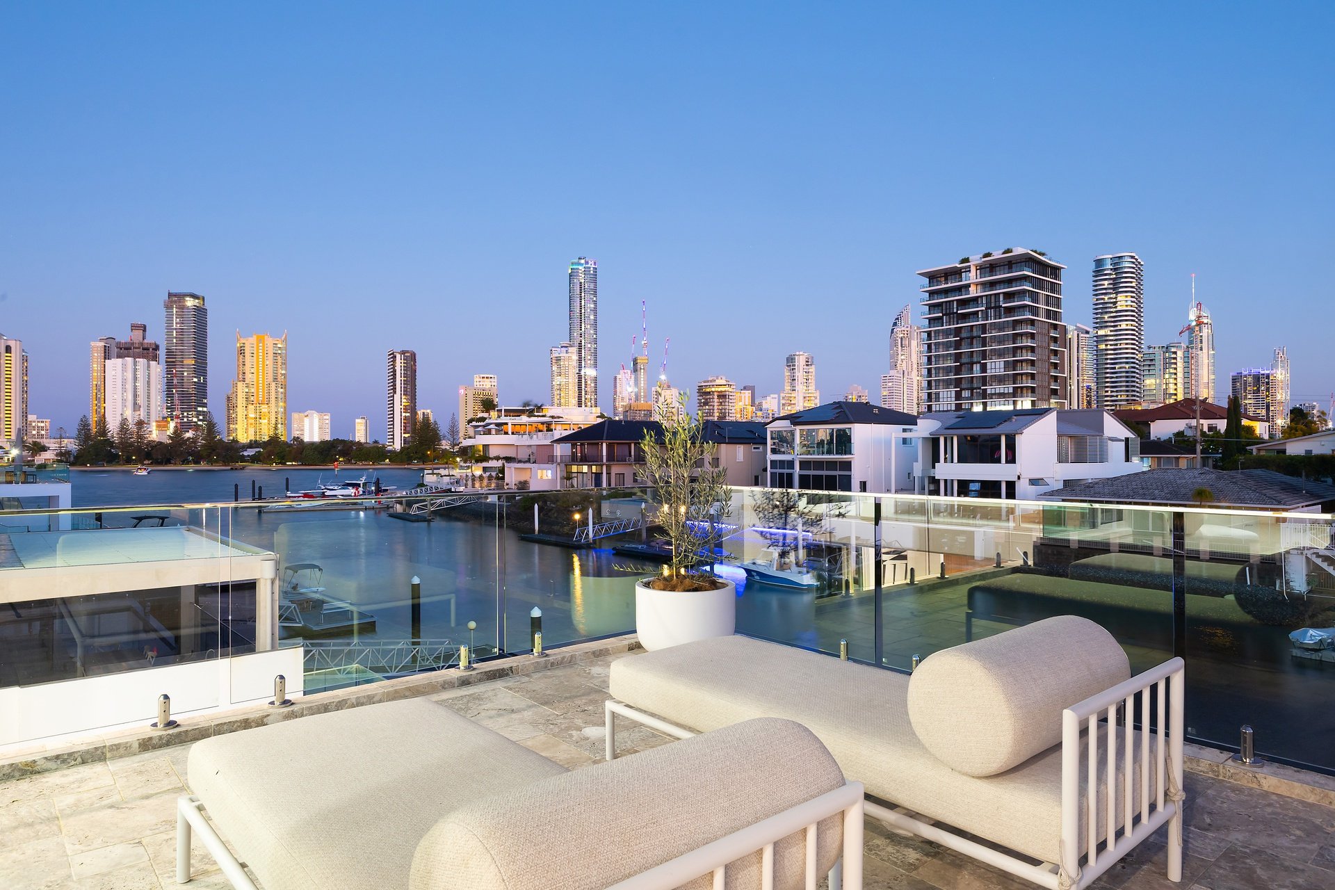 32 Southern Cross Drive Surfers Paradise