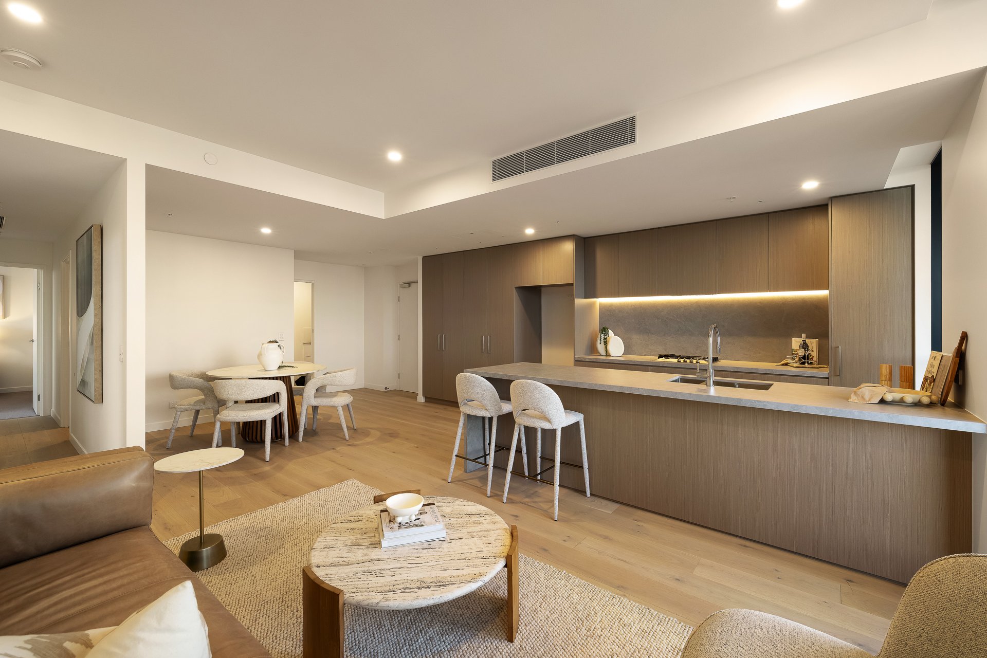 1306/36-42 Stanhill Drive Chevron Island