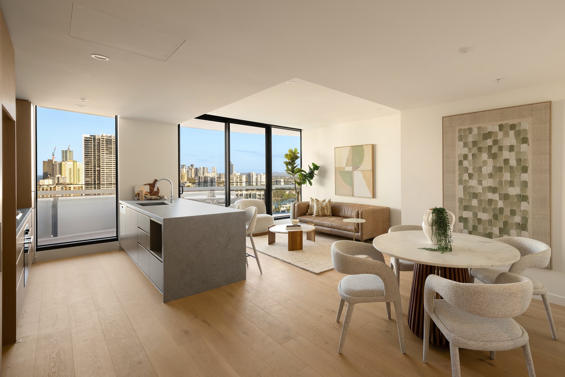 1306/36-42 Stanhill Drive Chevron Island
