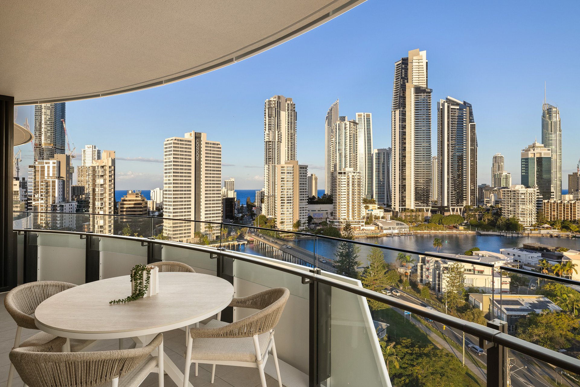 1306/36-42 Stanhill Drive Chevron Island