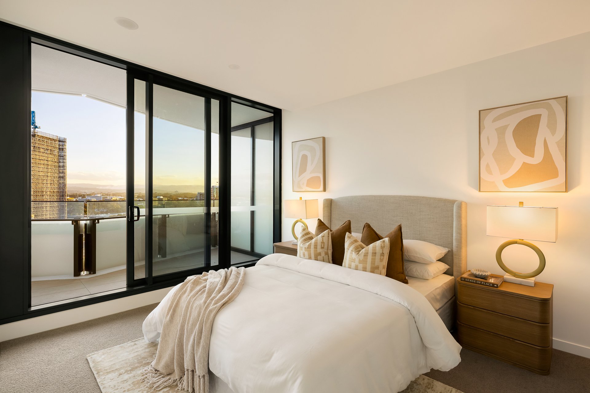 1306/36-42 Stanhill Drive Chevron Island