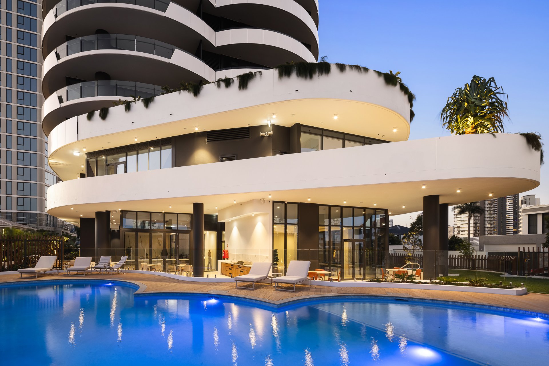 1306/36-42 Stanhill Drive Chevron Island