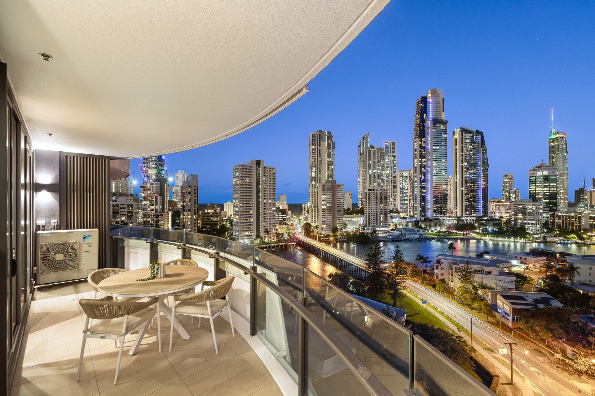 1306/36-42 Stanhill Drive Chevron Island