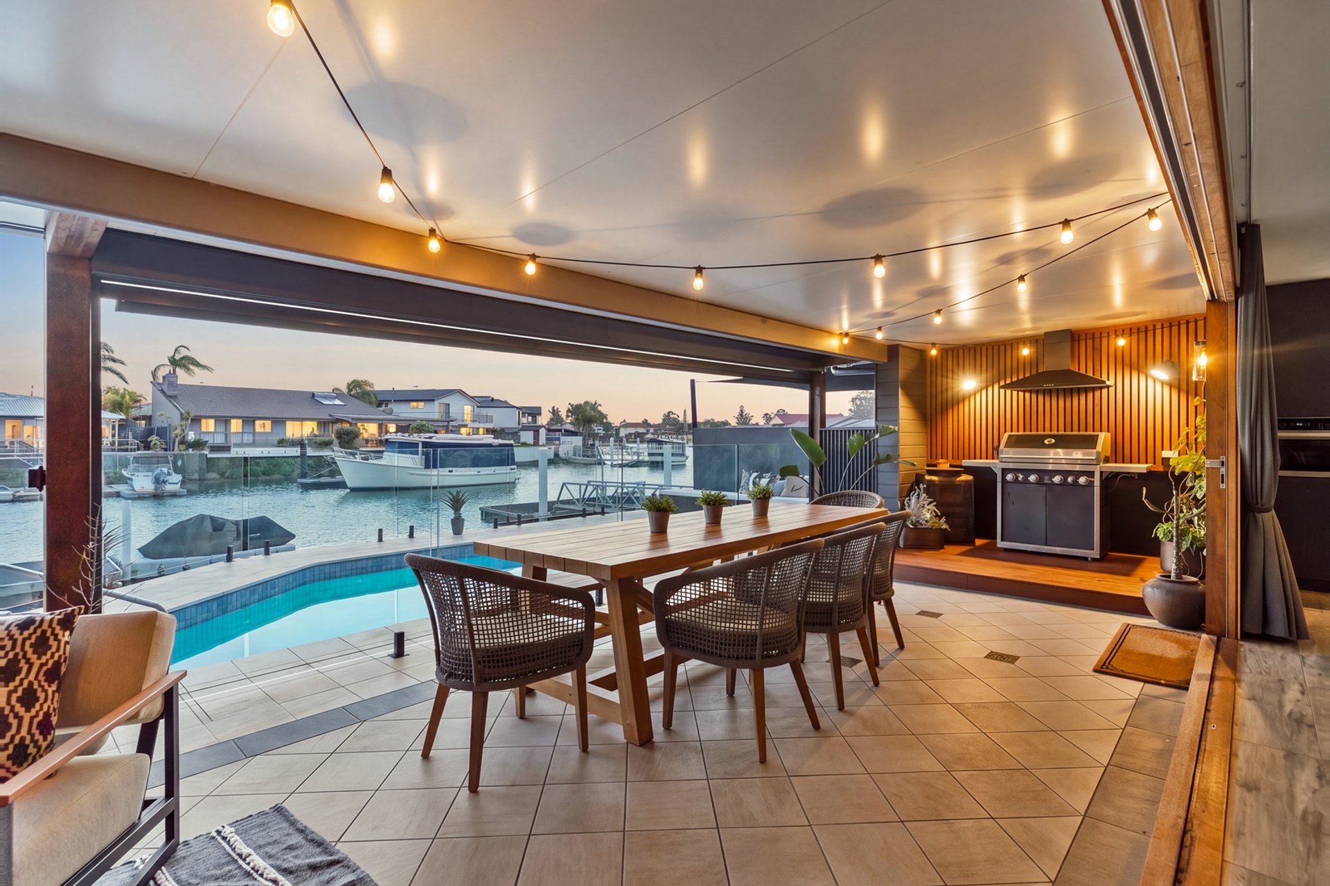 382 Bayview Street Hollywell