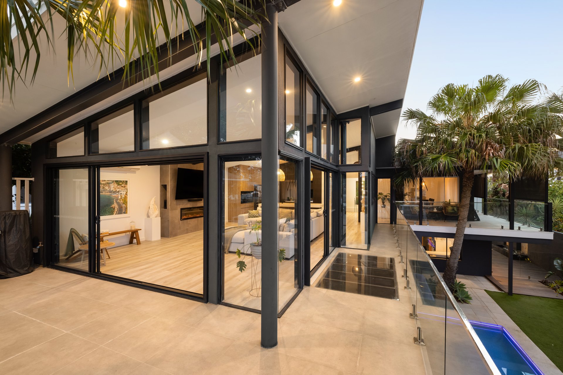 3 Cleland Crescent Broadbeach Waters