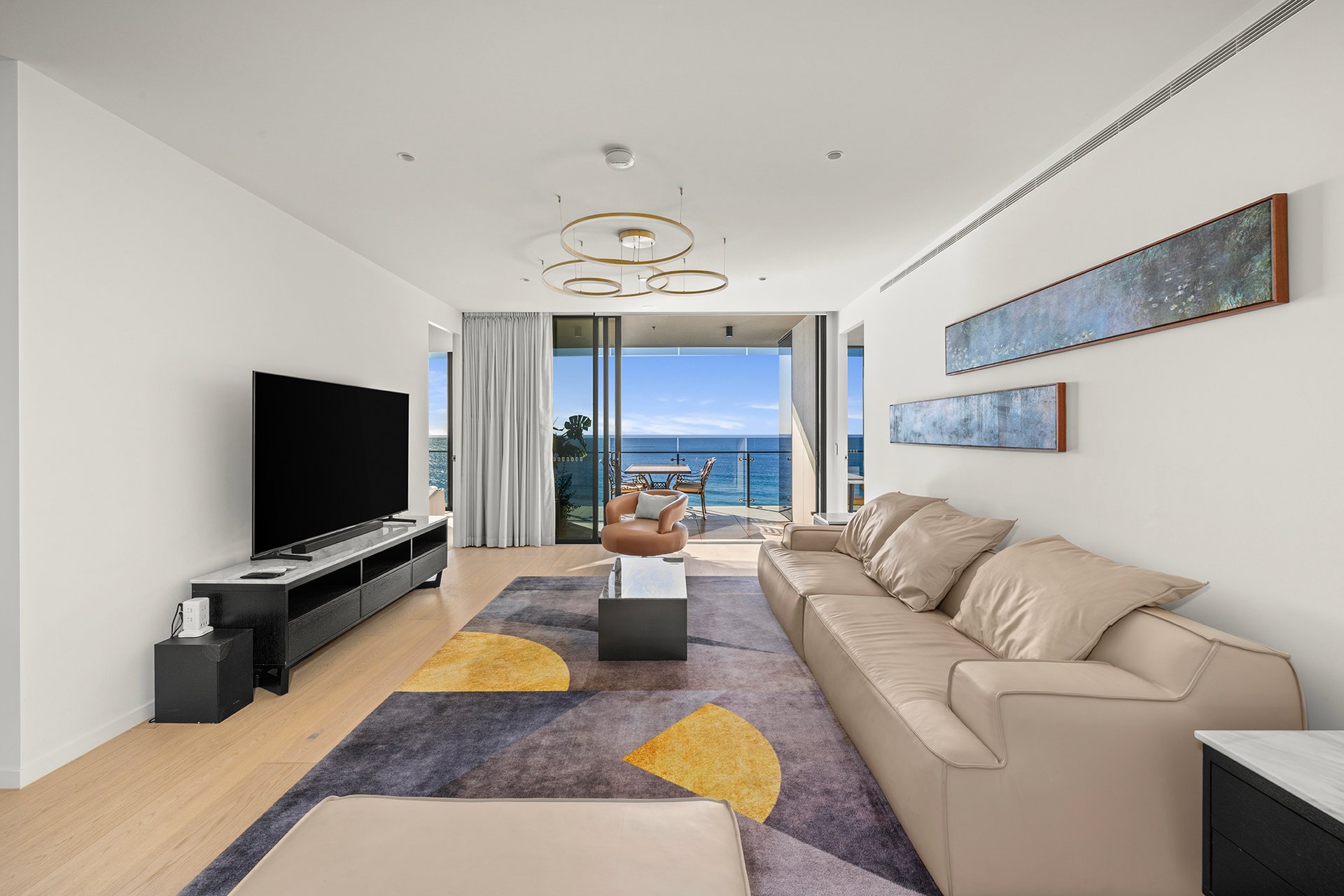 1602/272 Hedges Avenue Mermaid Beach