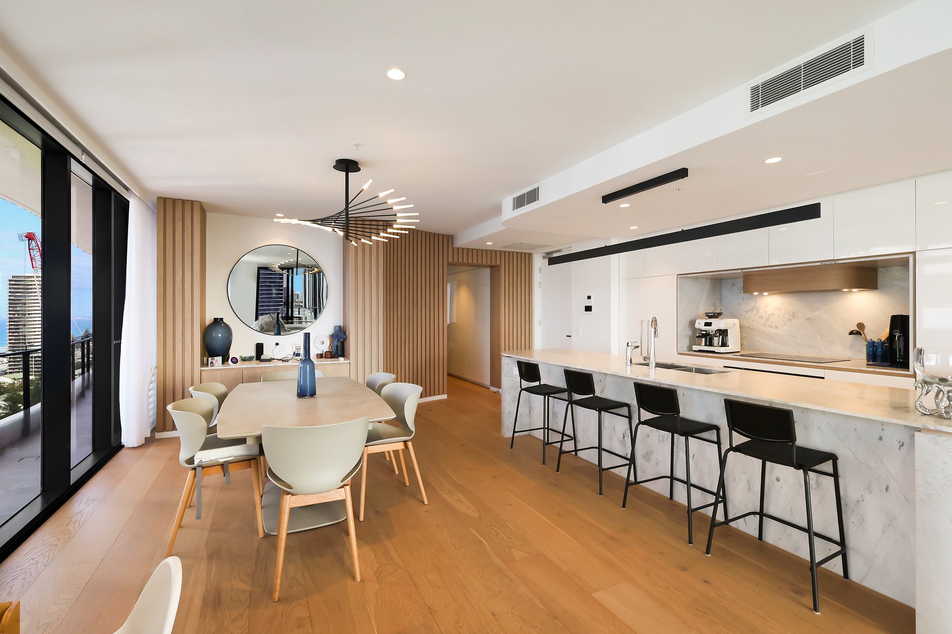 1802/33 Surf Parade Broadbeach