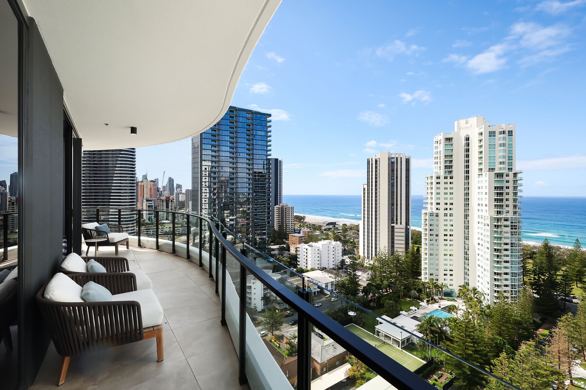 1802/33 Surf Parade Broadbeach