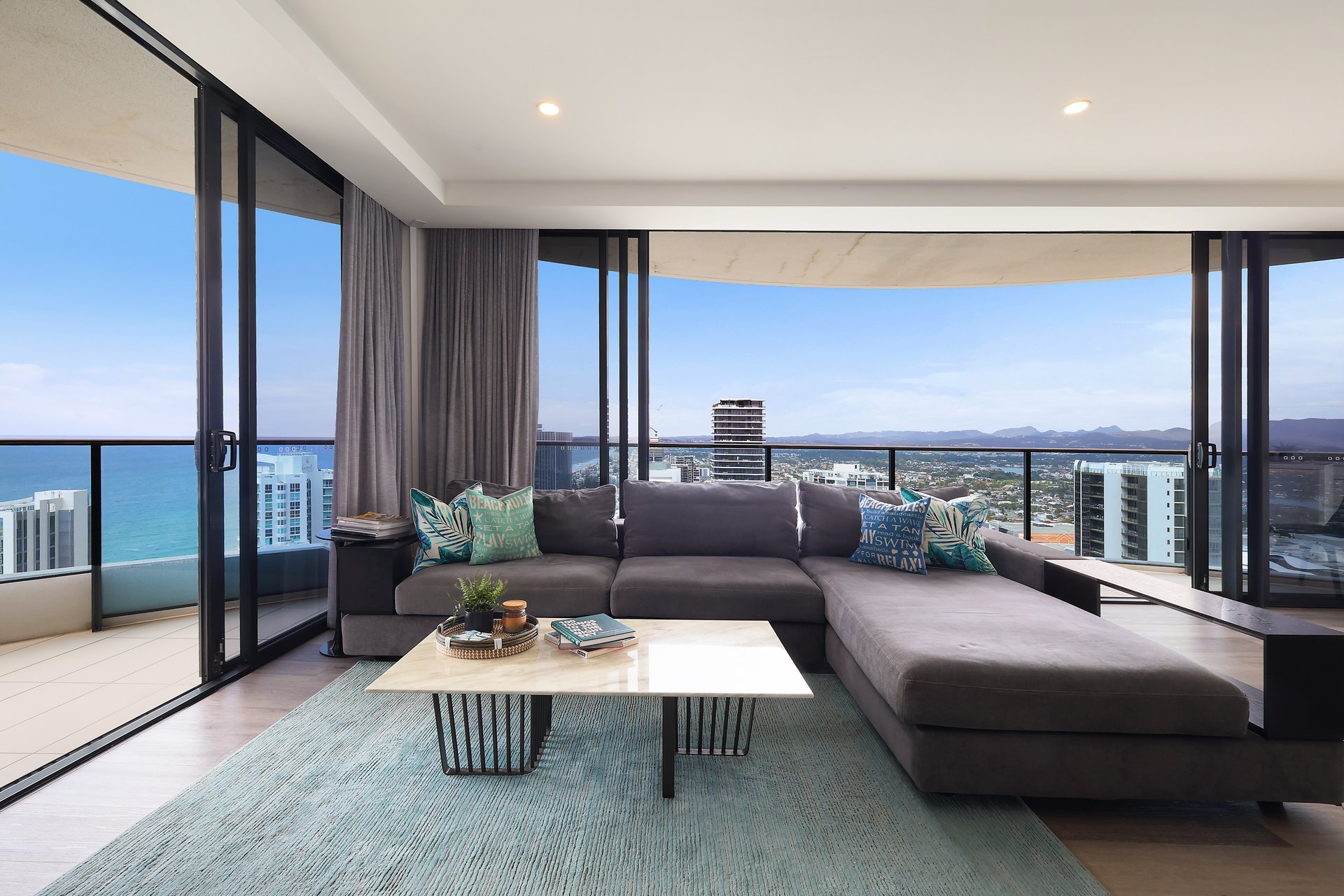 23703/21 Elizabeth Avenue Broadbeach