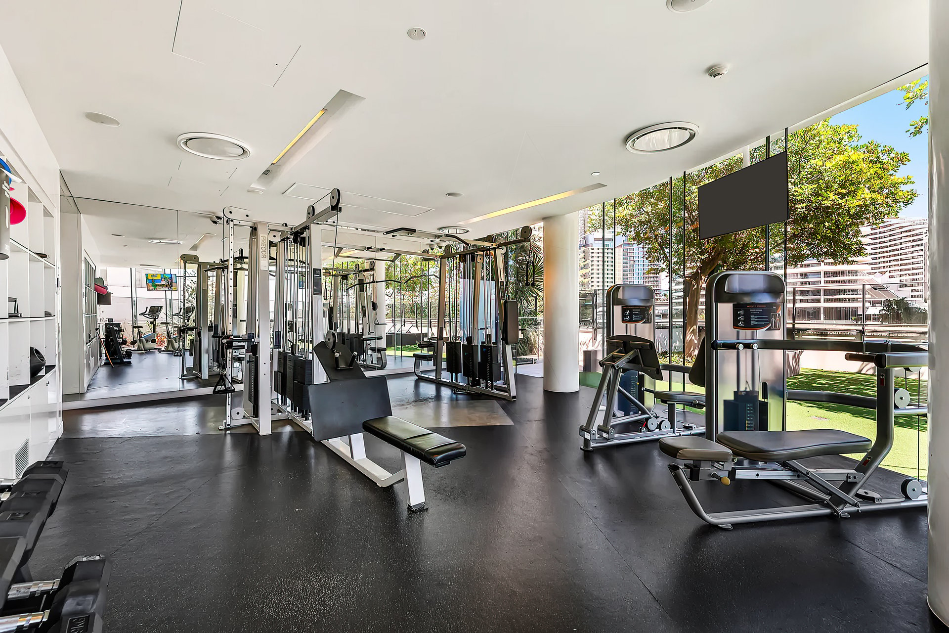23703/21 Elizabeth Avenue Broadbeach