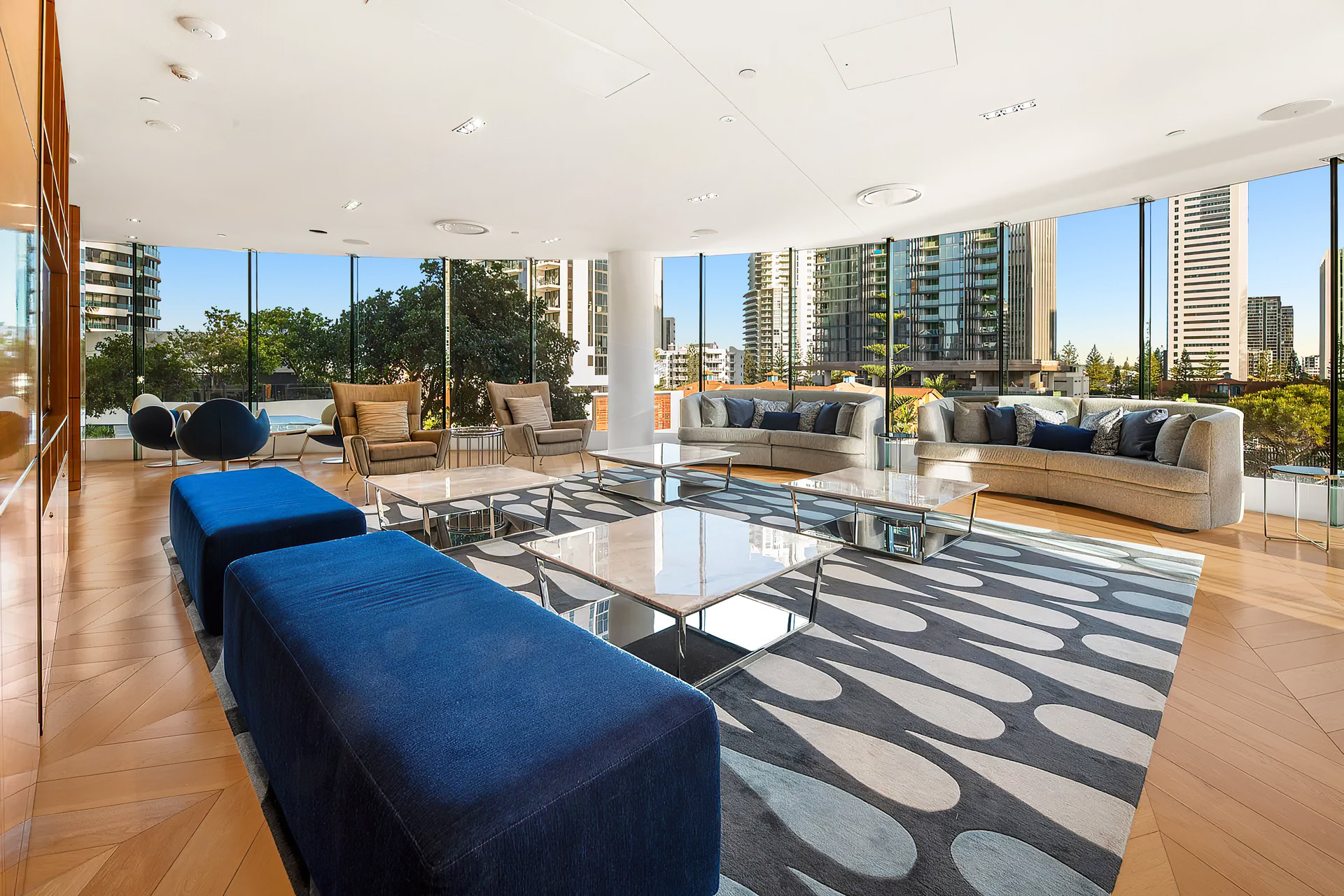 23703/21 Elizabeth Avenue Broadbeach