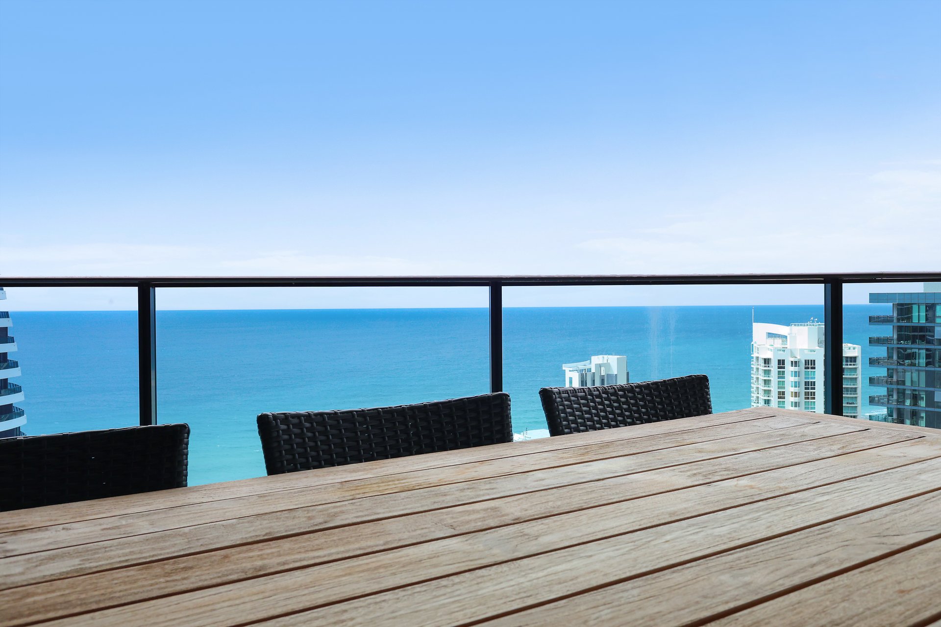 23703/21 Elizabeth Avenue Broadbeach