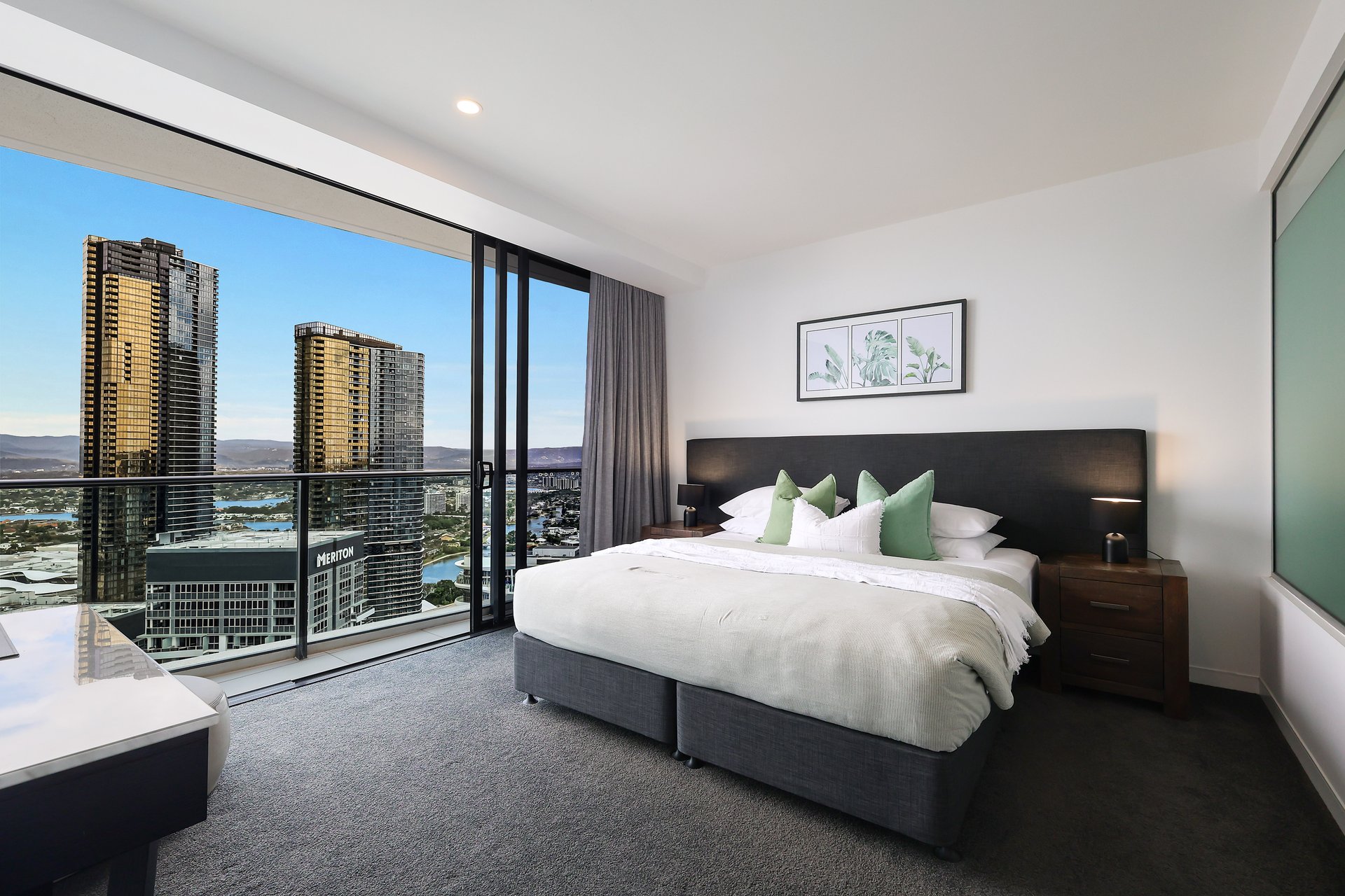 23703/21 Elizabeth Avenue Broadbeach