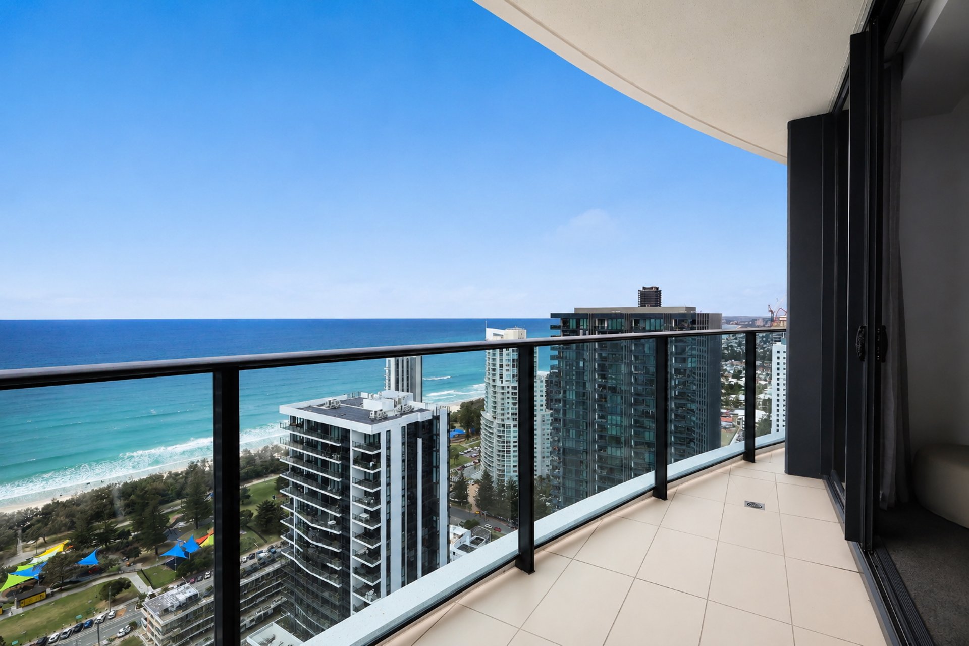 23703/21 Elizabeth Avenue Broadbeach