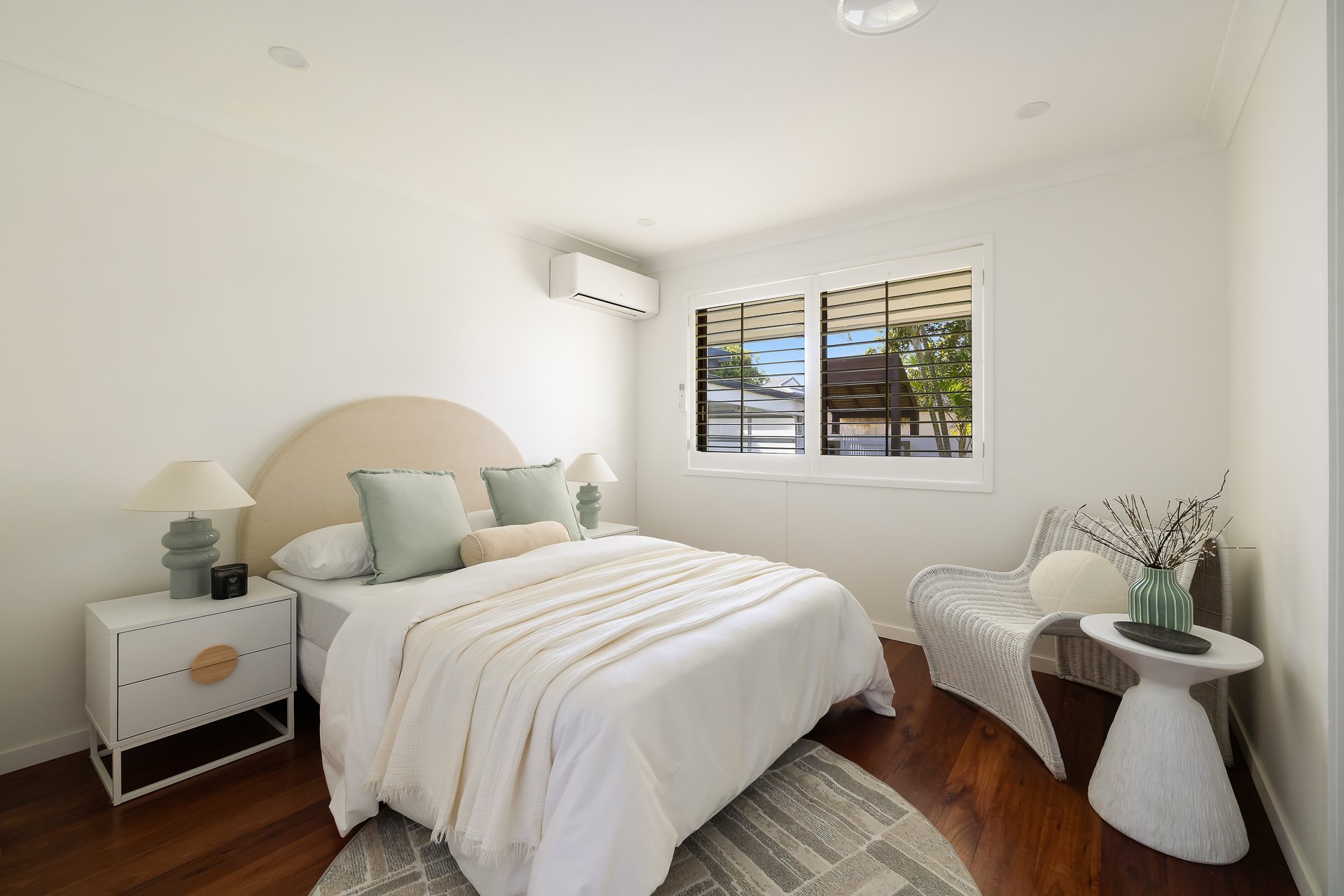 12 Namatjira Court Broadbeach Waters