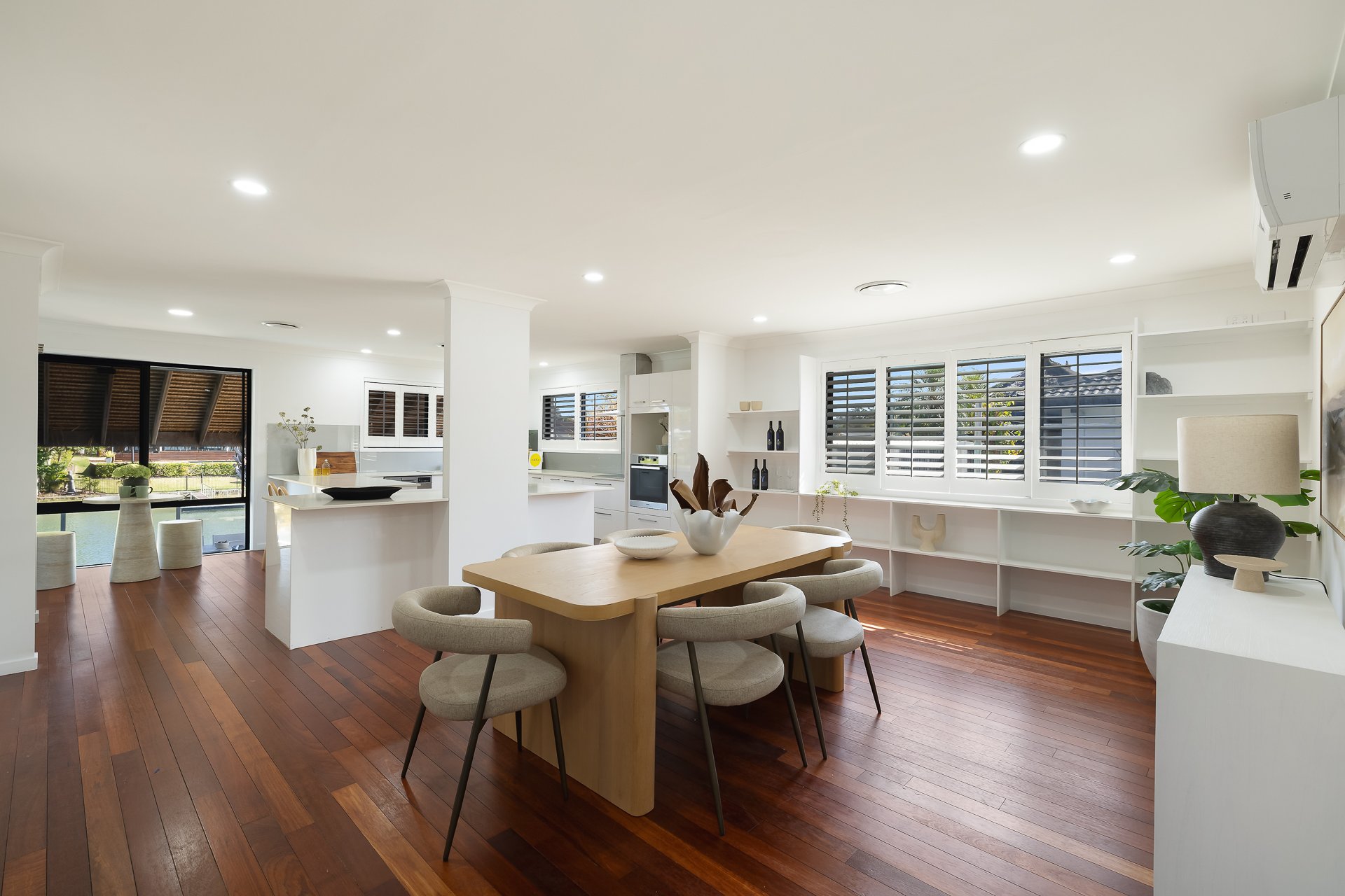 12 Namatjira Court Broadbeach Waters