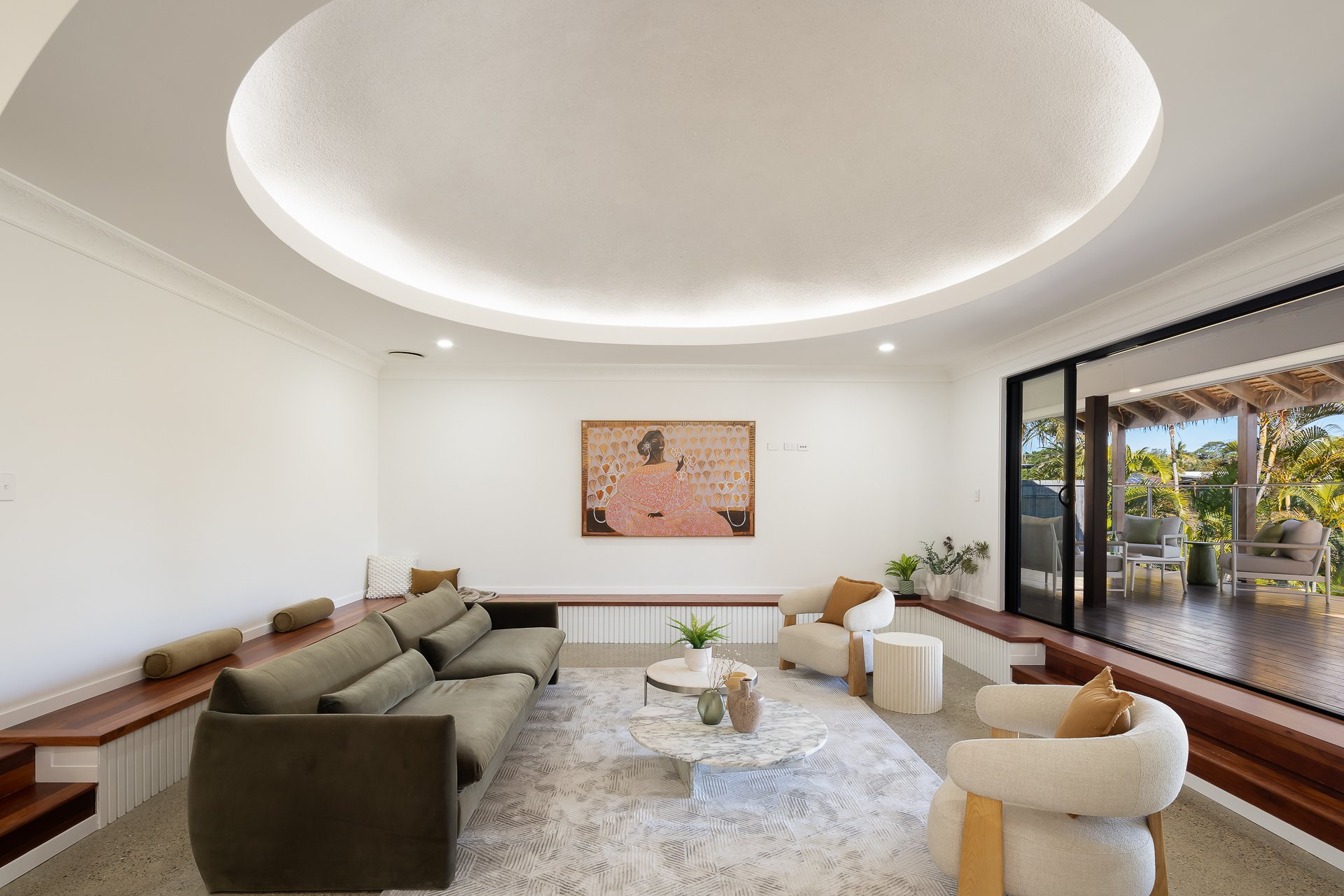 12 Namatjira Court Broadbeach Waters