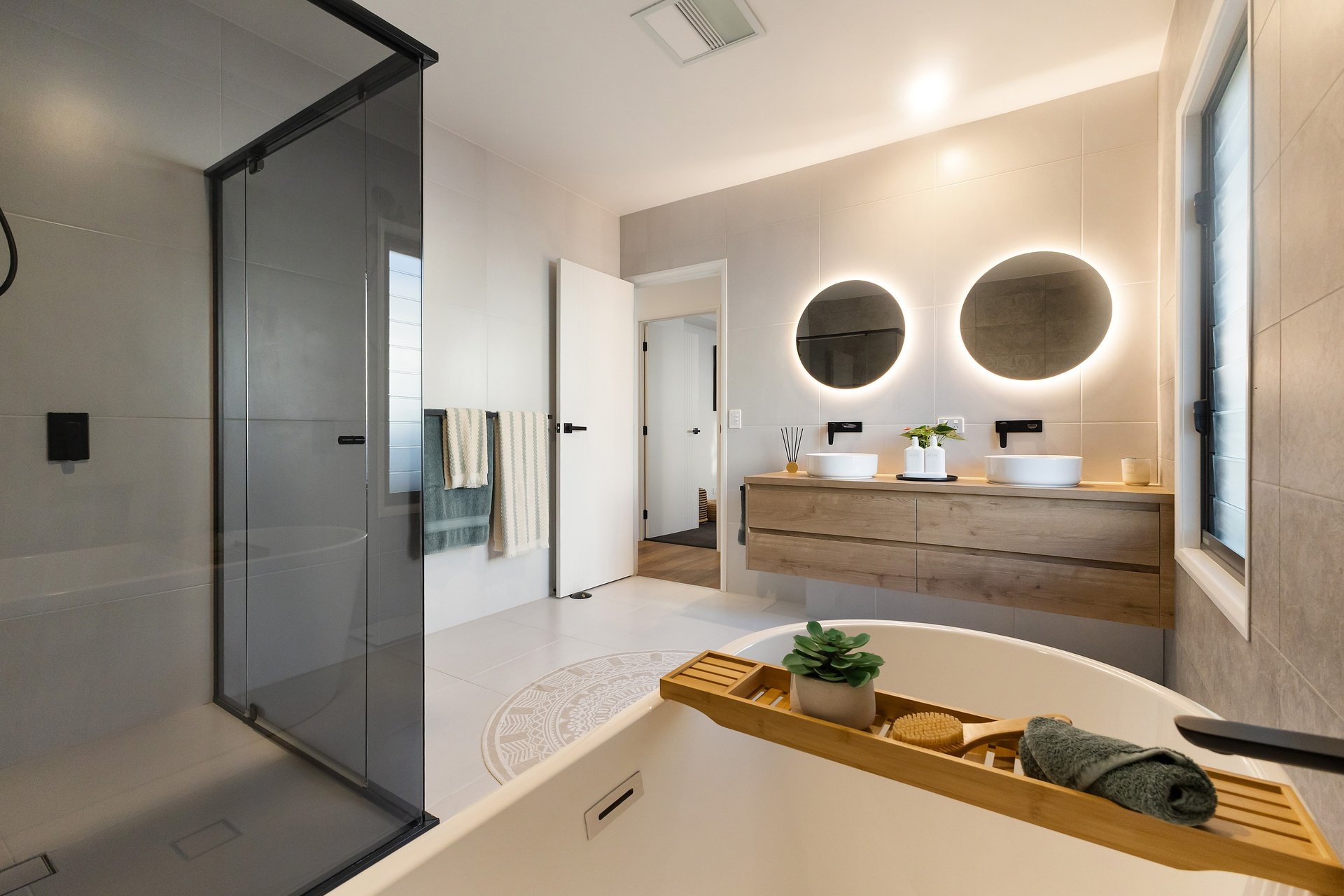 20 Sundowner Court Mermaid Waters
