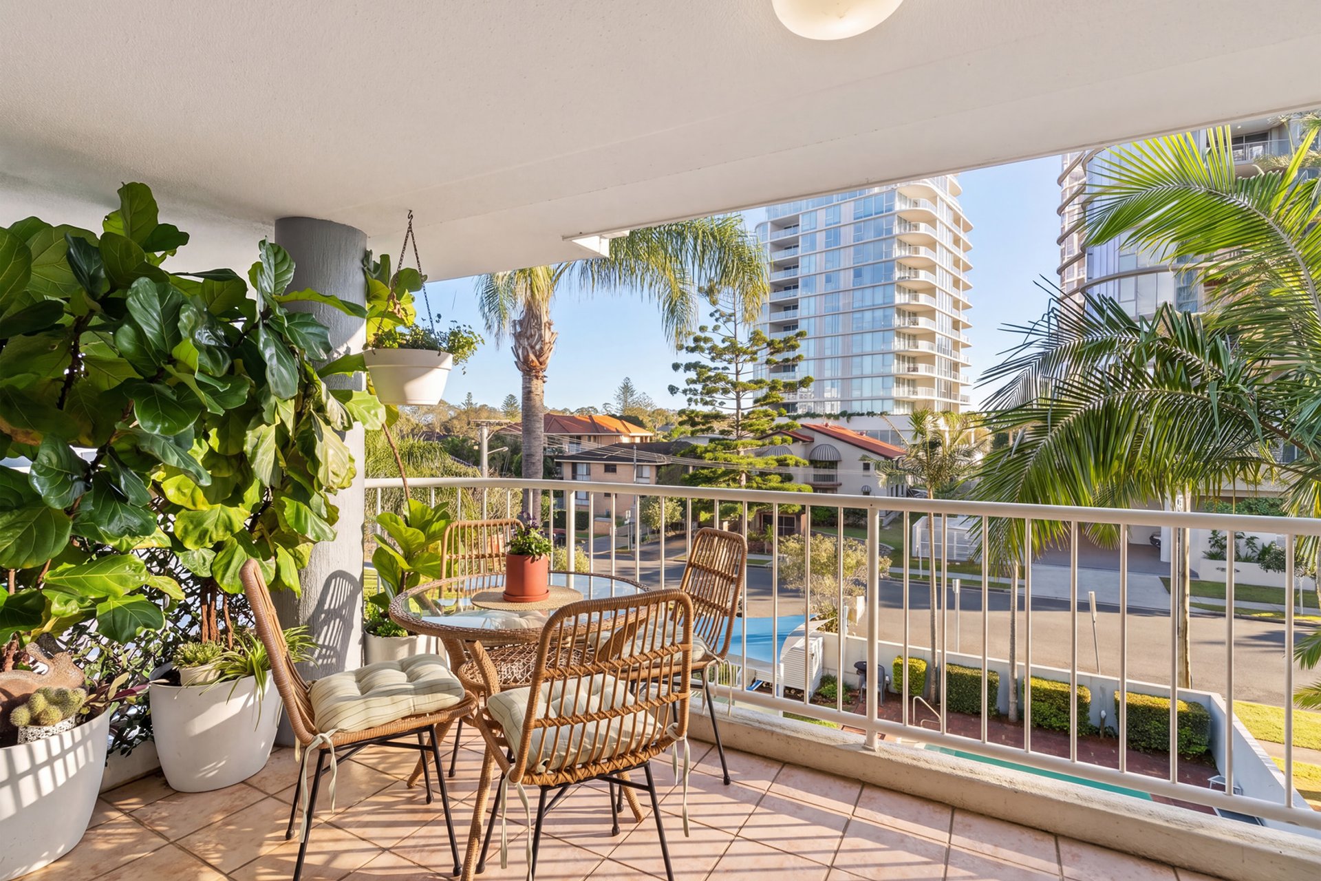 9/34 Chelsea Avenue Broadbeach