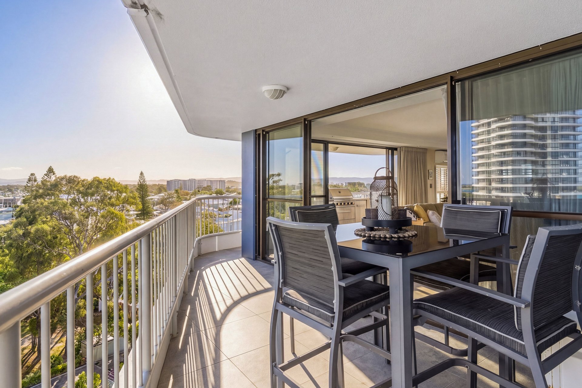 27/21 Bayview Street Runaway Bay