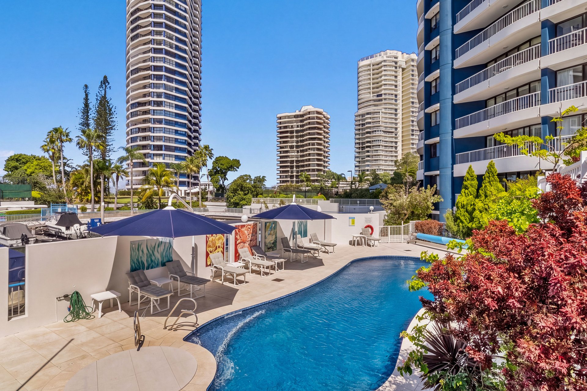 27/21 Bayview Street Runaway Bay