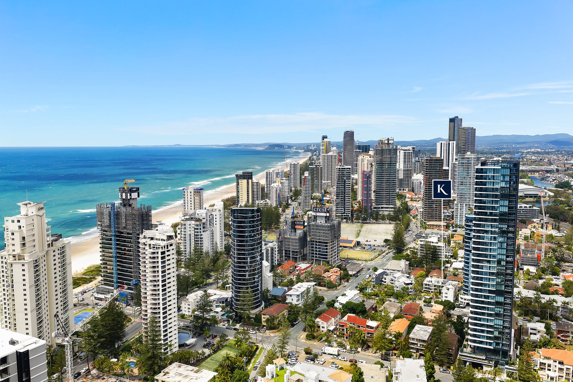 14/24 Second  Avenue Broadbeach
