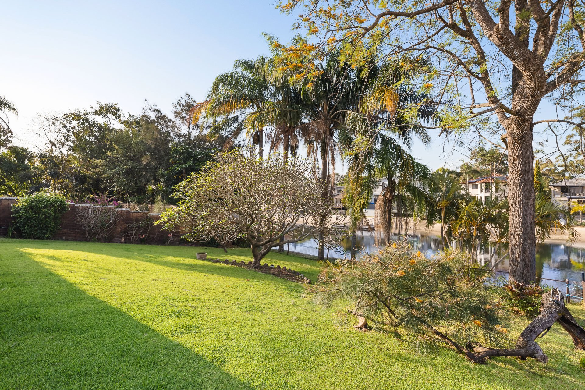 9 Park Avenue Broadbeach Waters