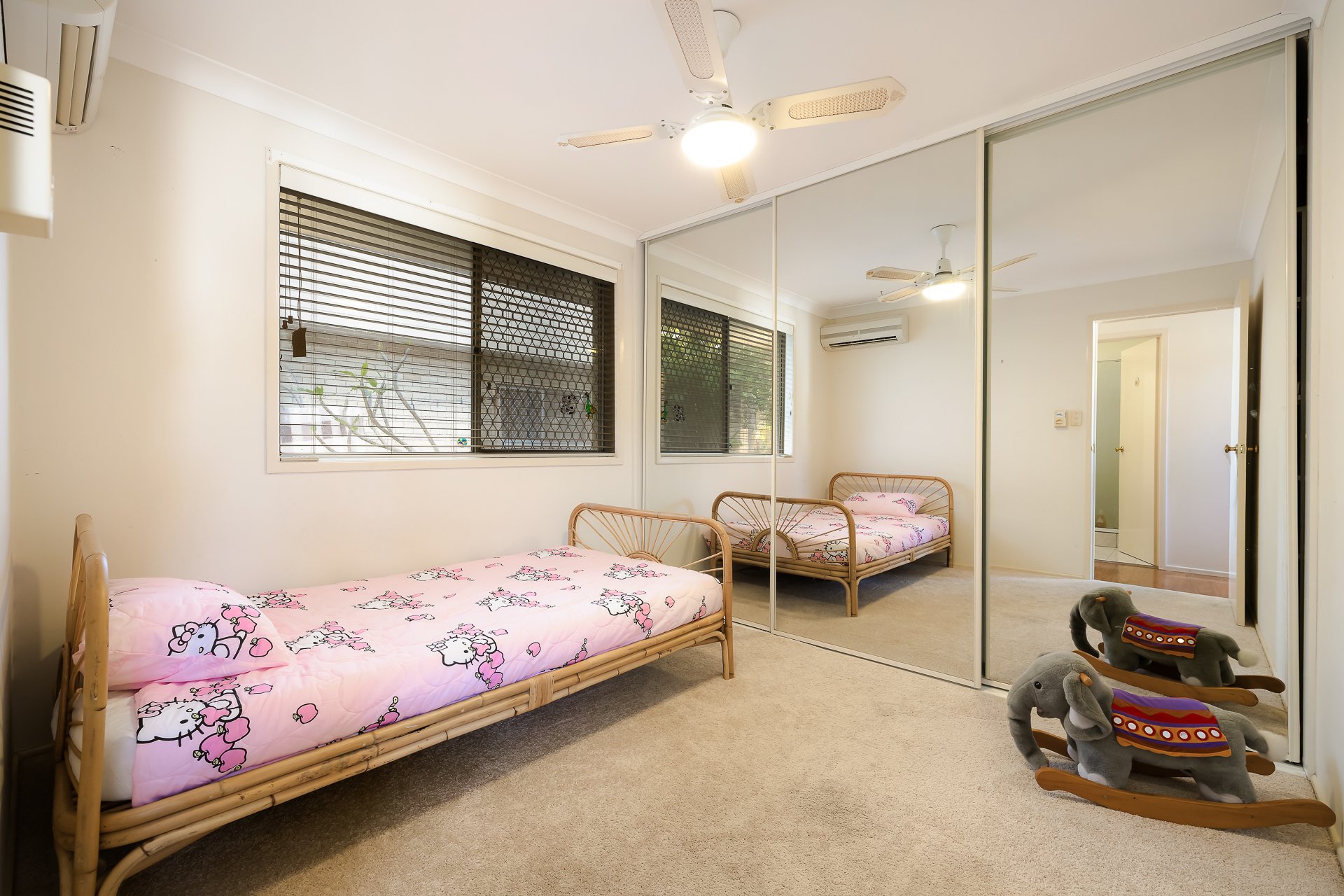 9 Park Avenue Broadbeach Waters
