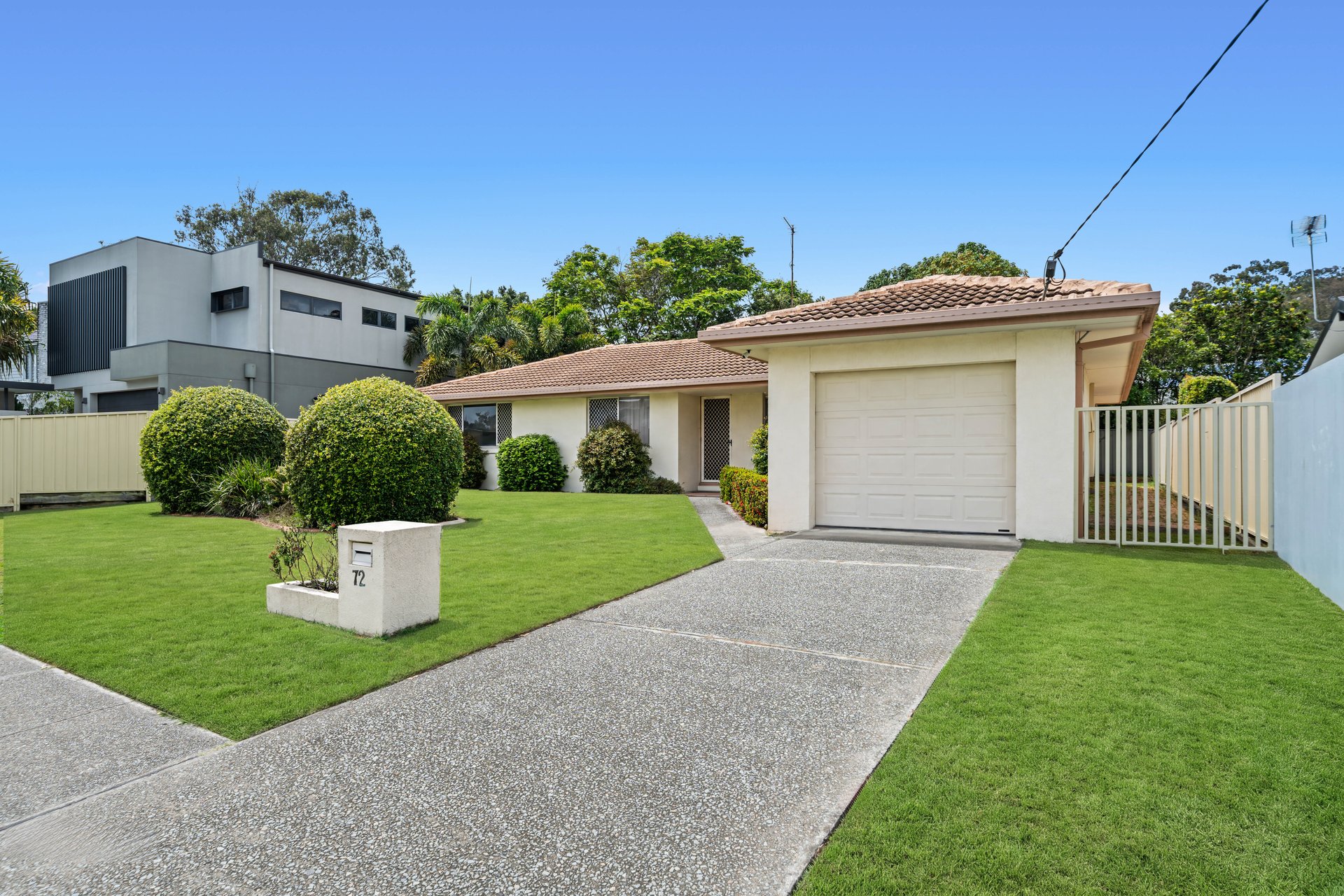 72 Acanthus Avenue Burleigh Heads