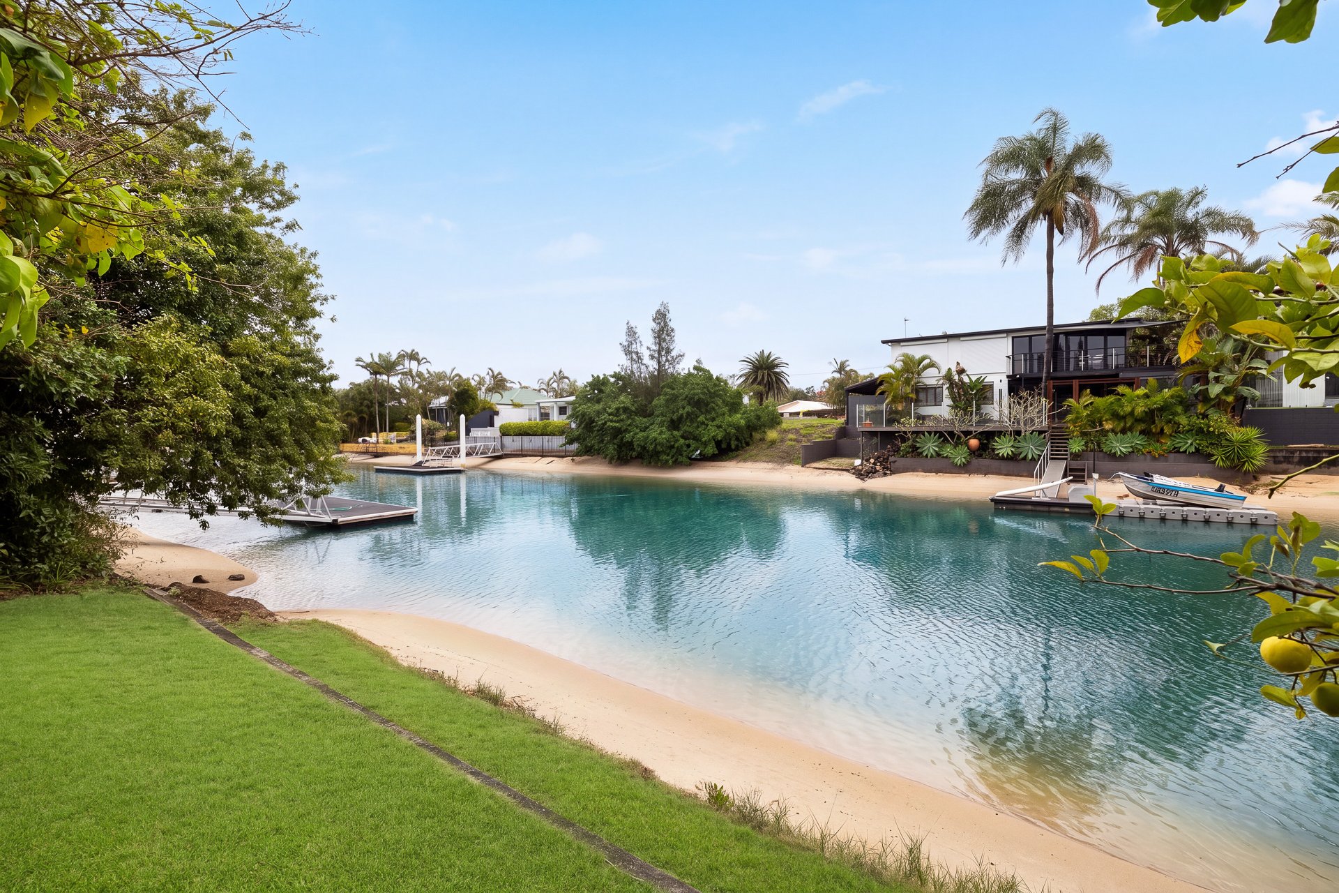 7 Summerland Key Broadbeach Waters
