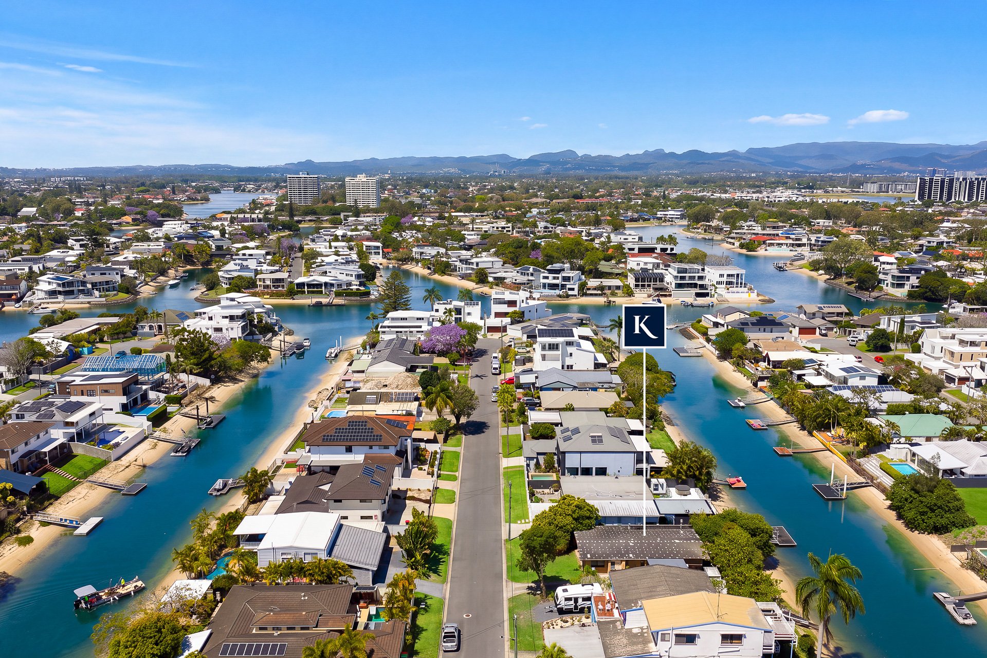 7 Summerland Key Broadbeach Waters