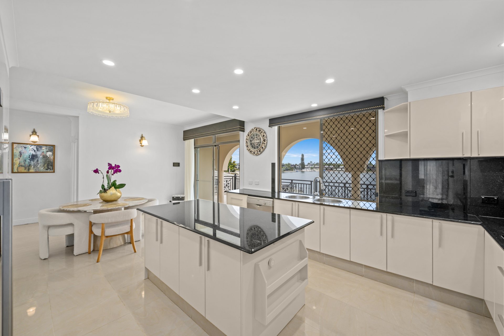 11 Angus Court Benowa