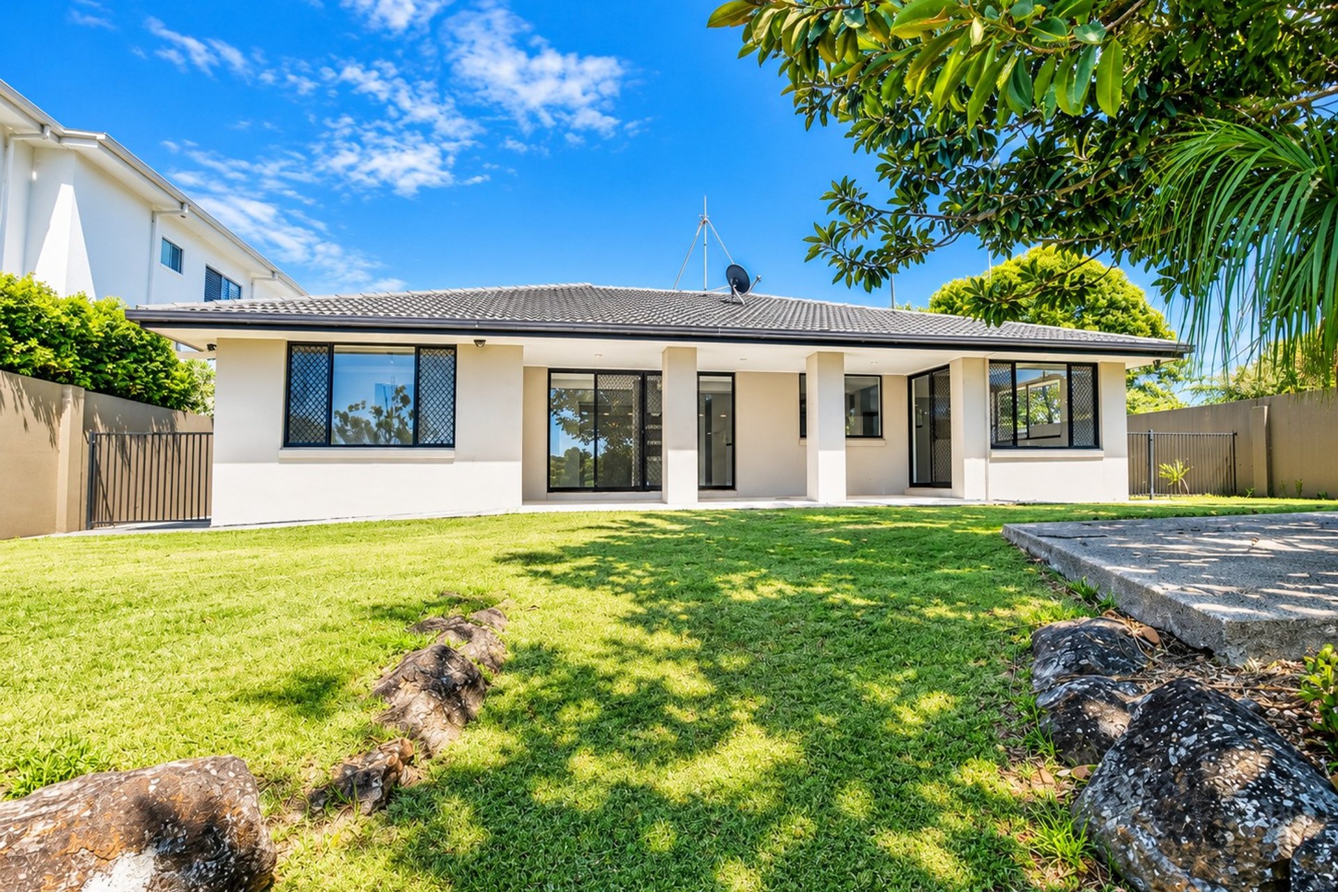 182 Rio Vista Boulevard Mermaid Waters