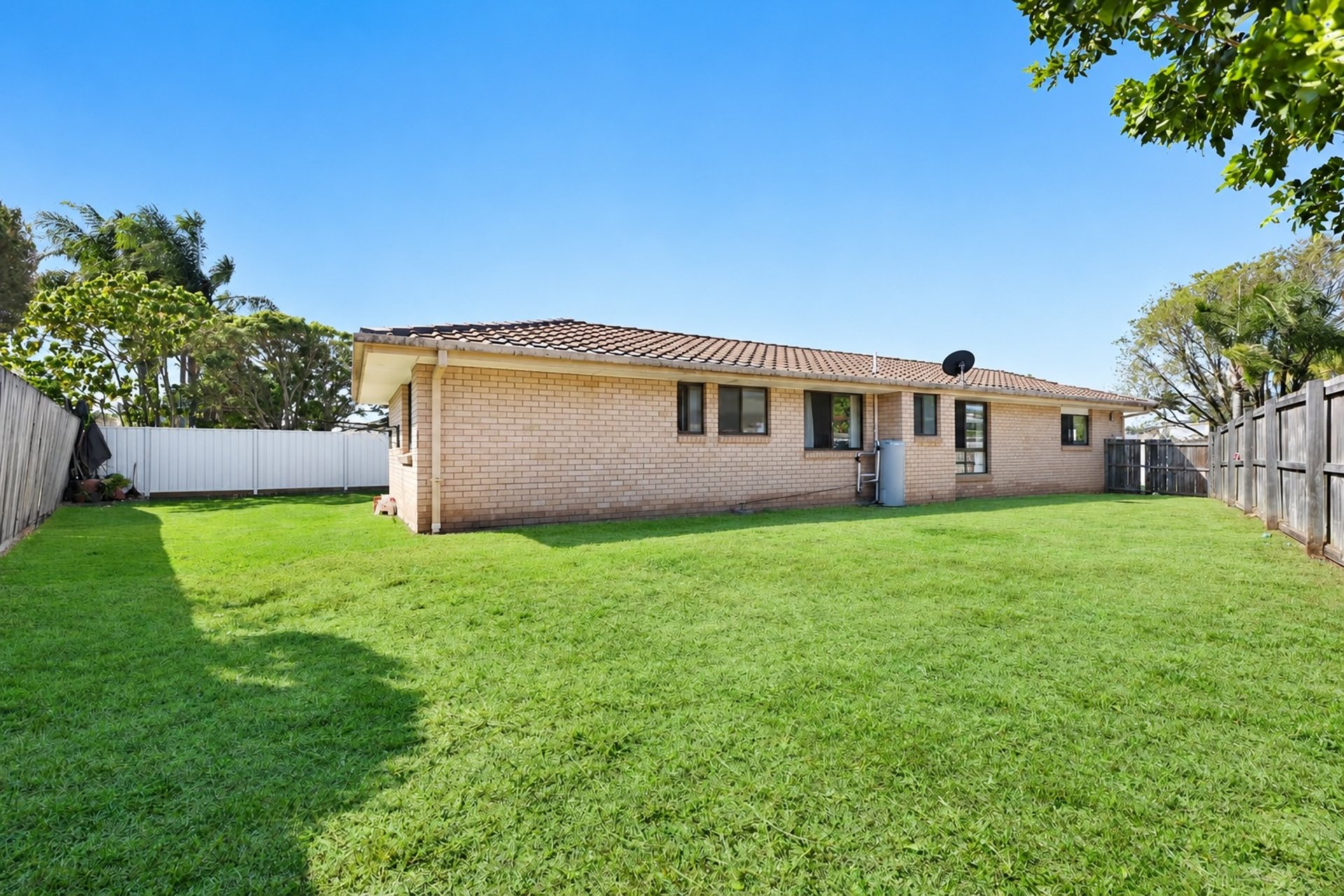 31 Lakeridge Drive Varsity Lakes